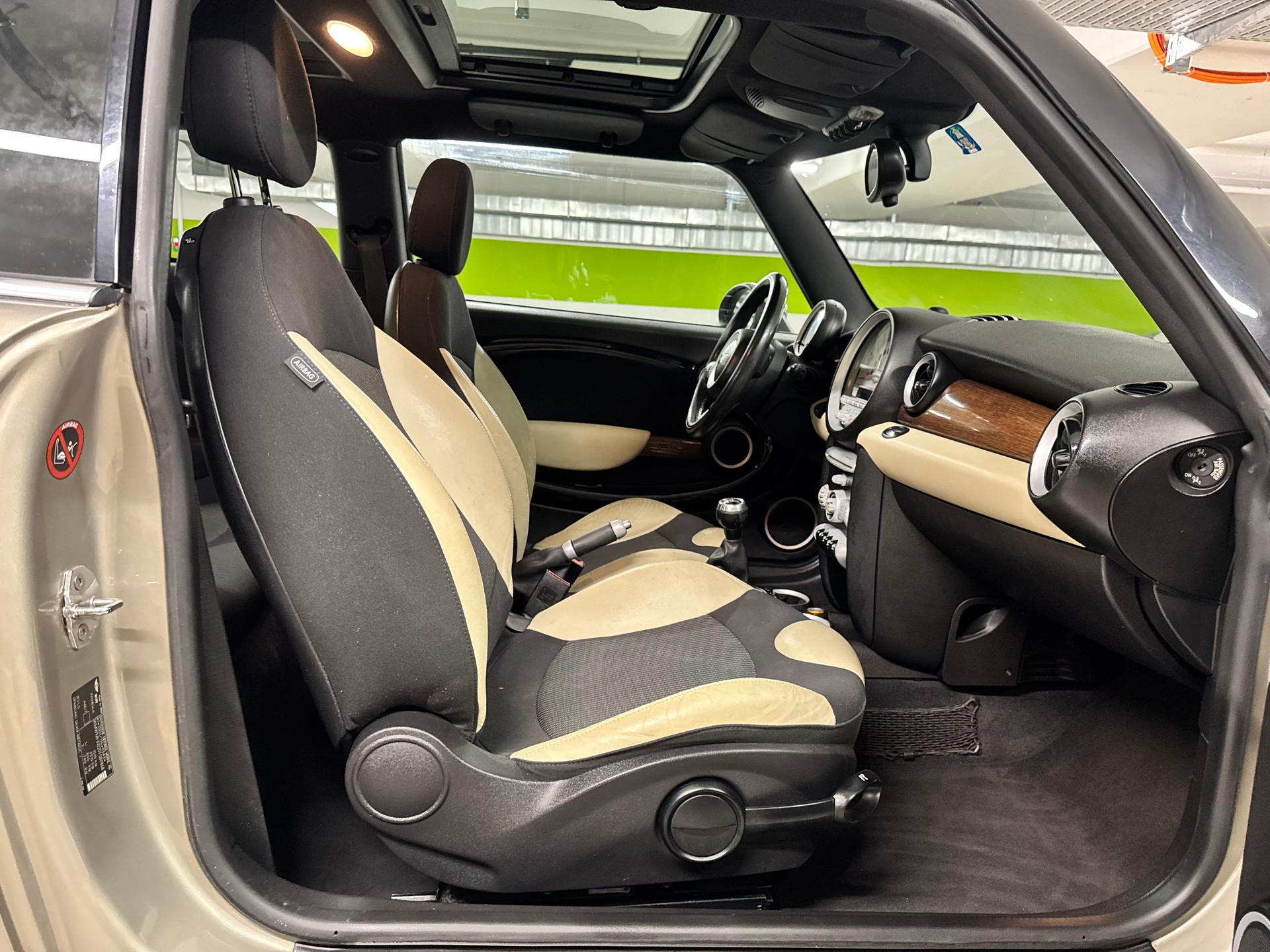 MINI Cooper-image-10