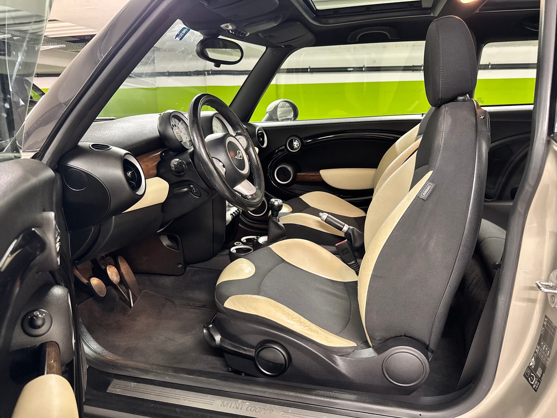 MINI Cooper-image-13