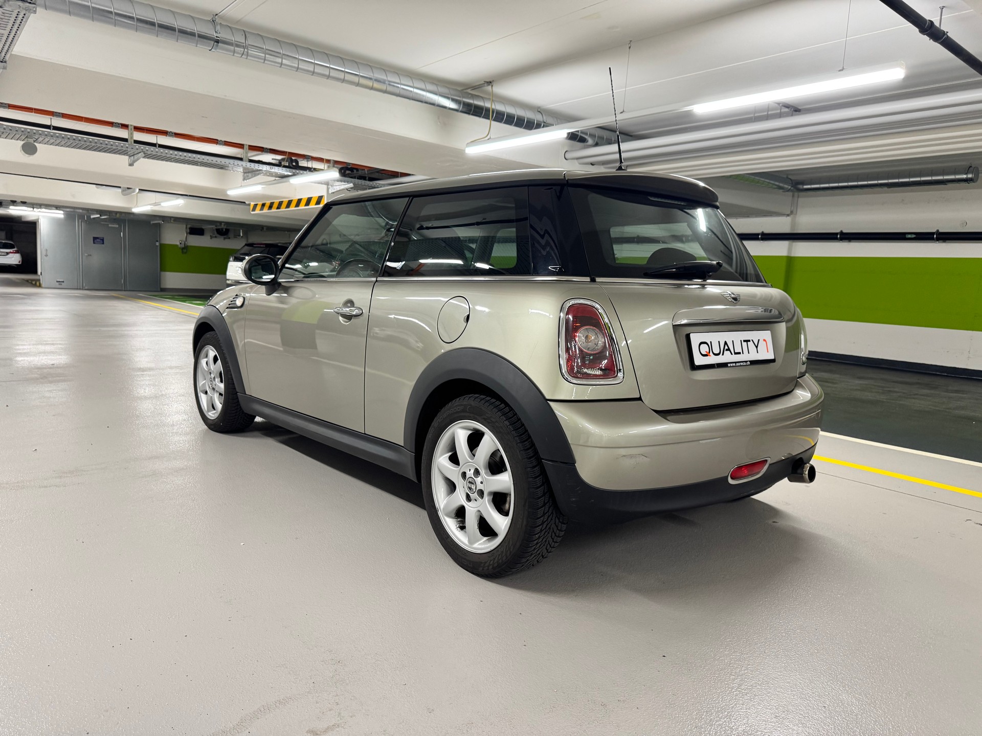 MINI Cooper-image-6