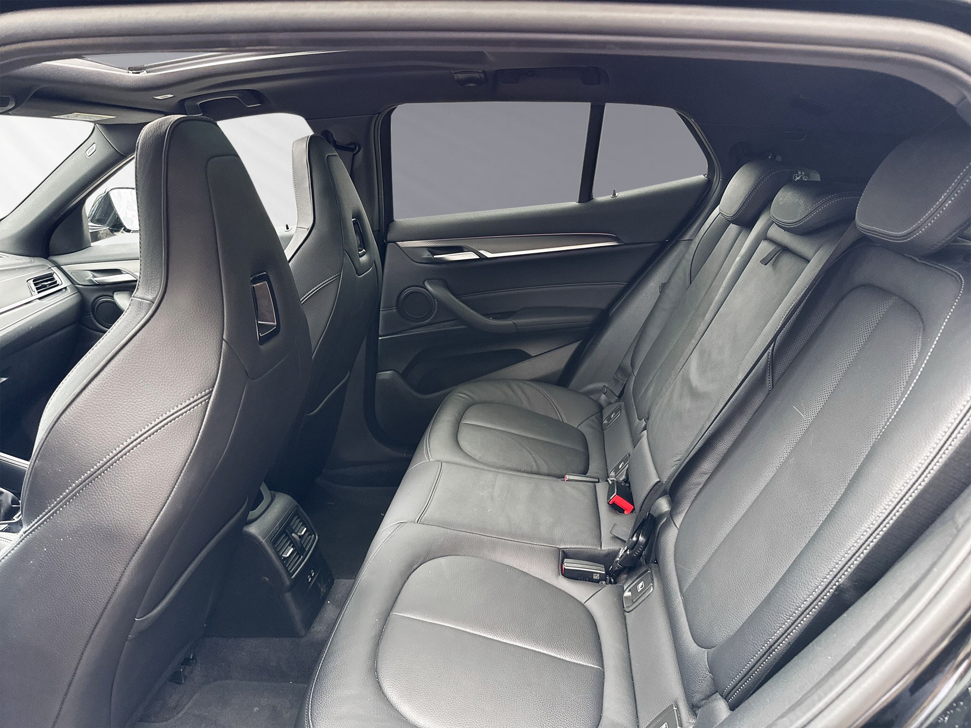 BMW X2 xDrive 25e M Sport Steptronic-image-6