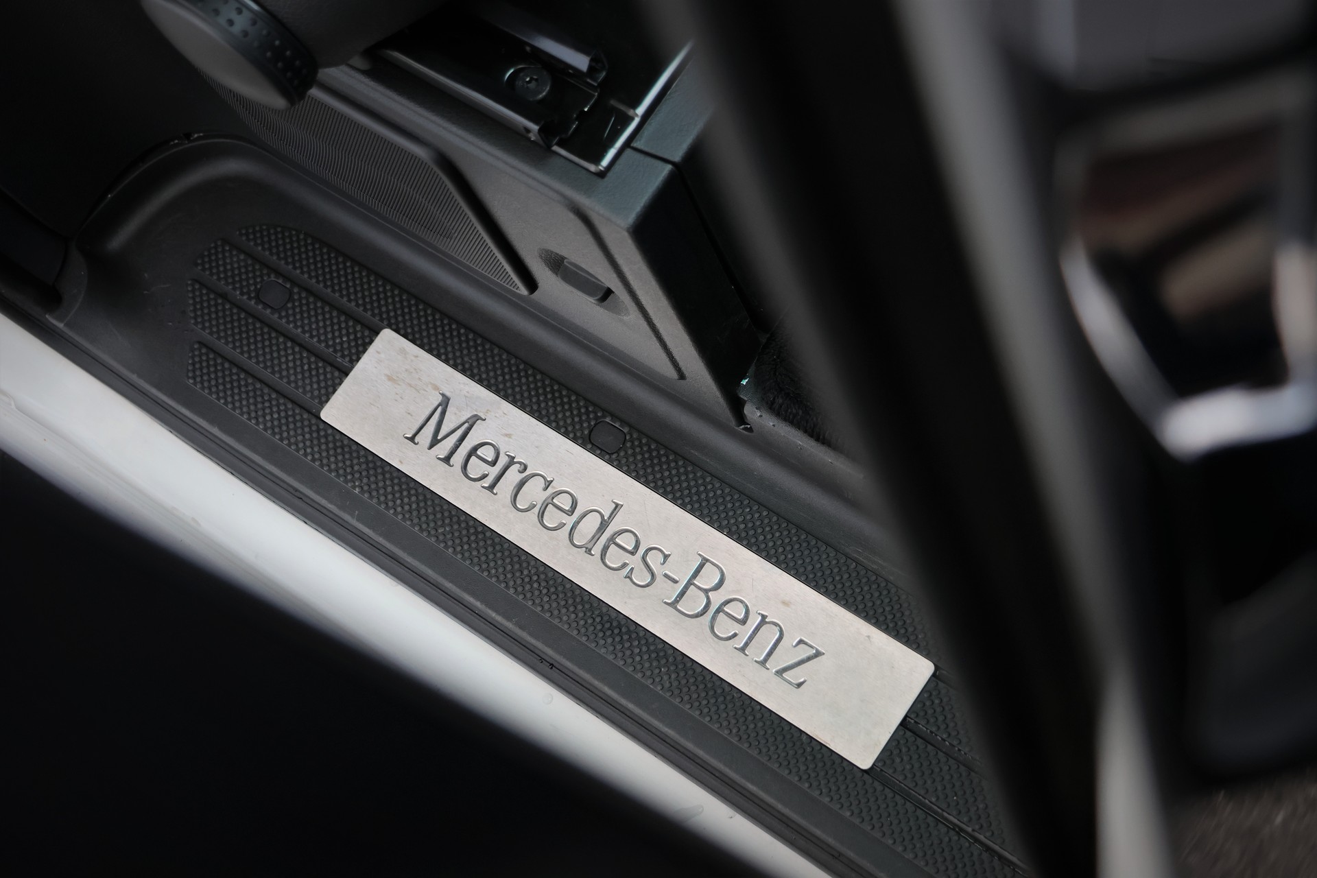 MERCEDES-BENZ Viano 3.0 CDI Blue Eff. Grand Ed. Avantgarde A (CH) + 2.5T AHK-image-23