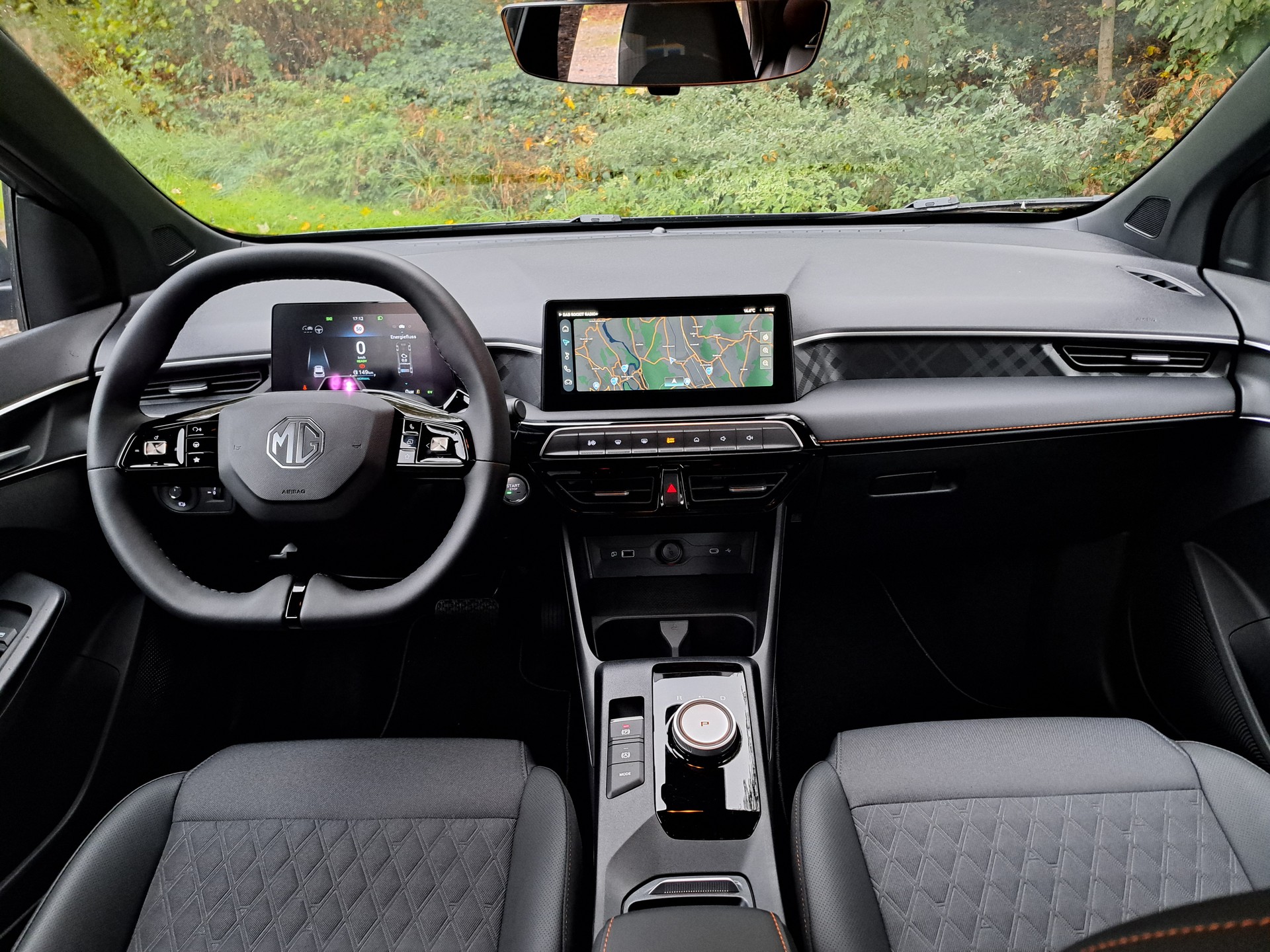 MG 3 1.5 Hybrid Luxury Aut.-image-8