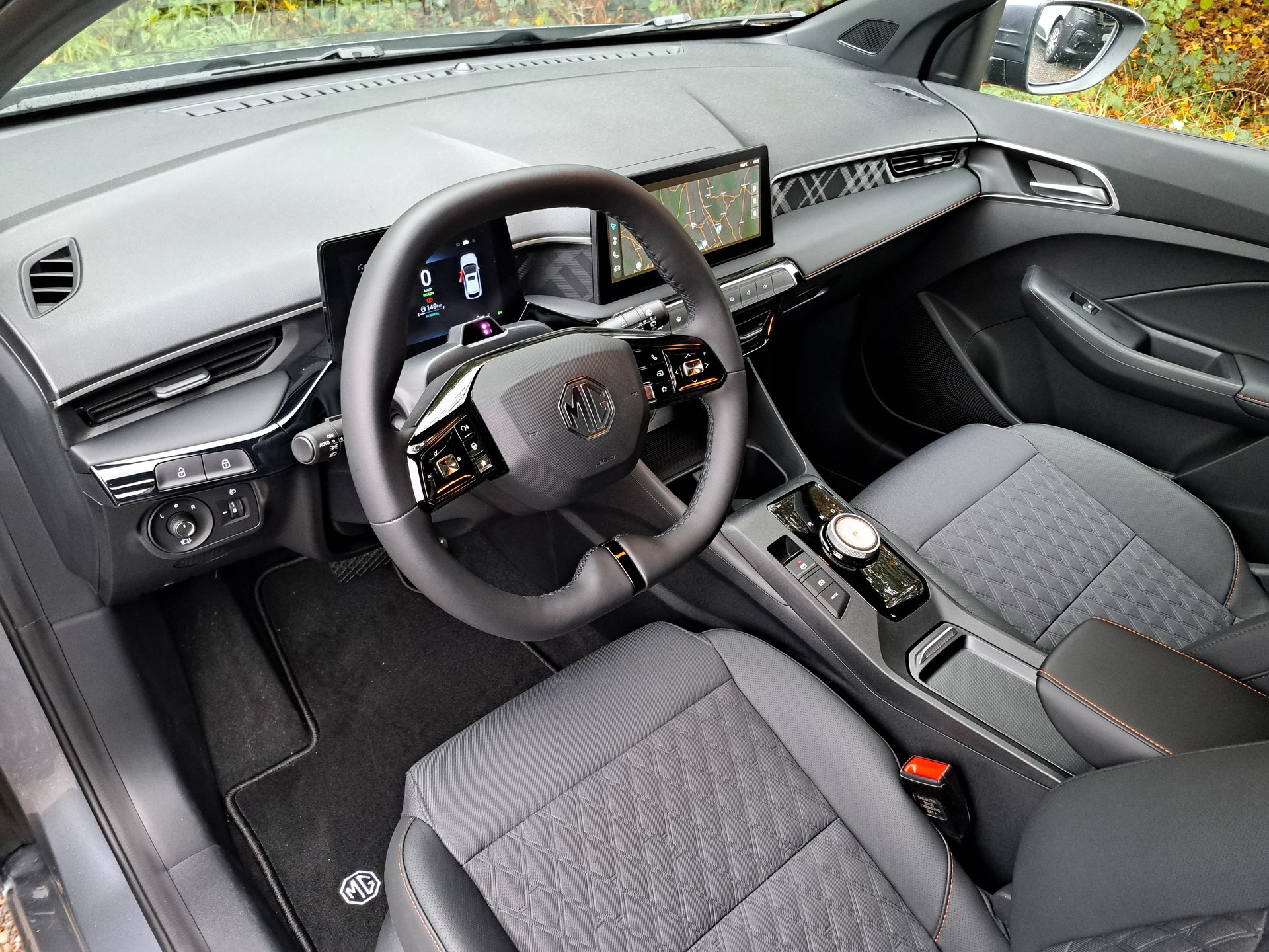 MG 3 1.5 Hybrid Luxury Aut.-image-9