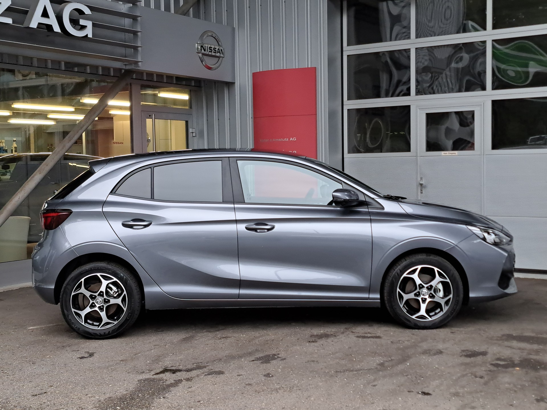 MG 3 1.5 Hybrid Luxury Aut.-image-3