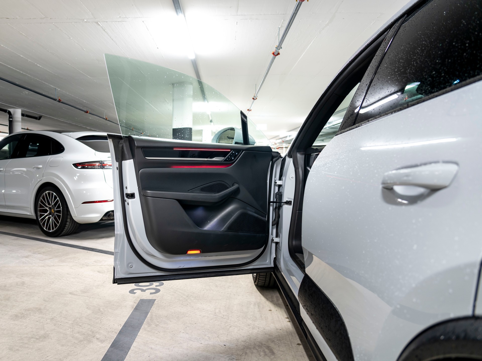 PORSCHE Macan 4 100kWh-image-12
