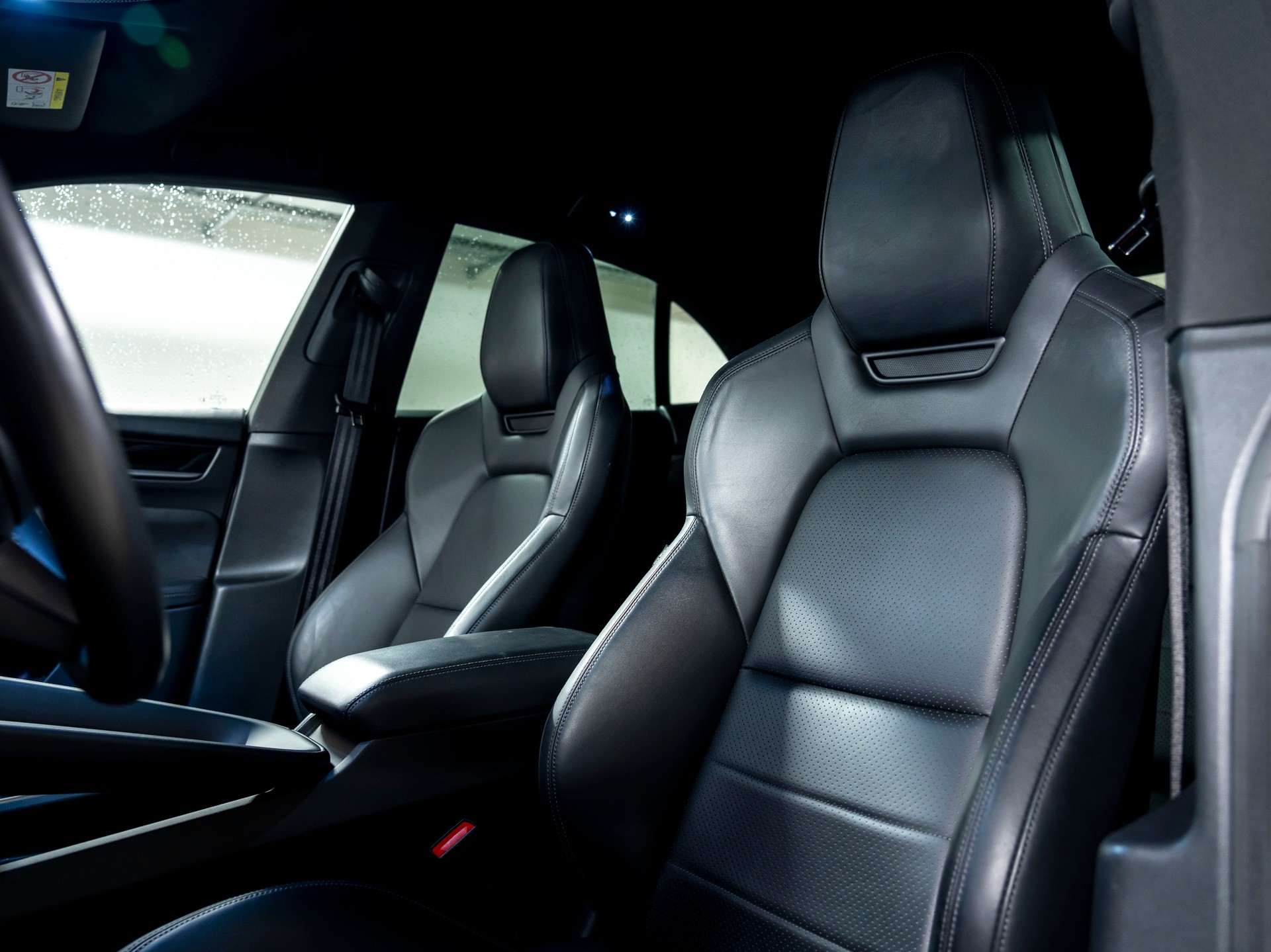 PORSCHE Macan 4 100kWh-image-17