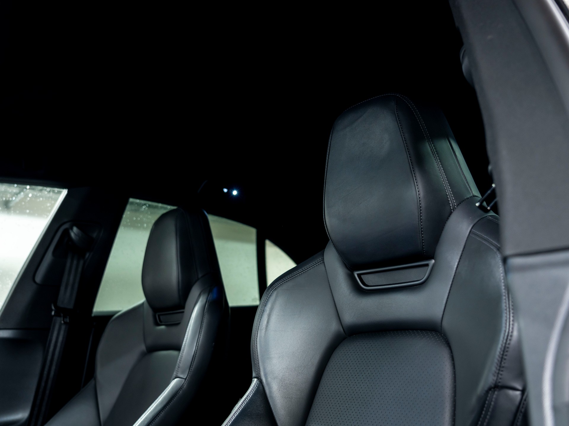 PORSCHE Macan 4 100kWh-image-18