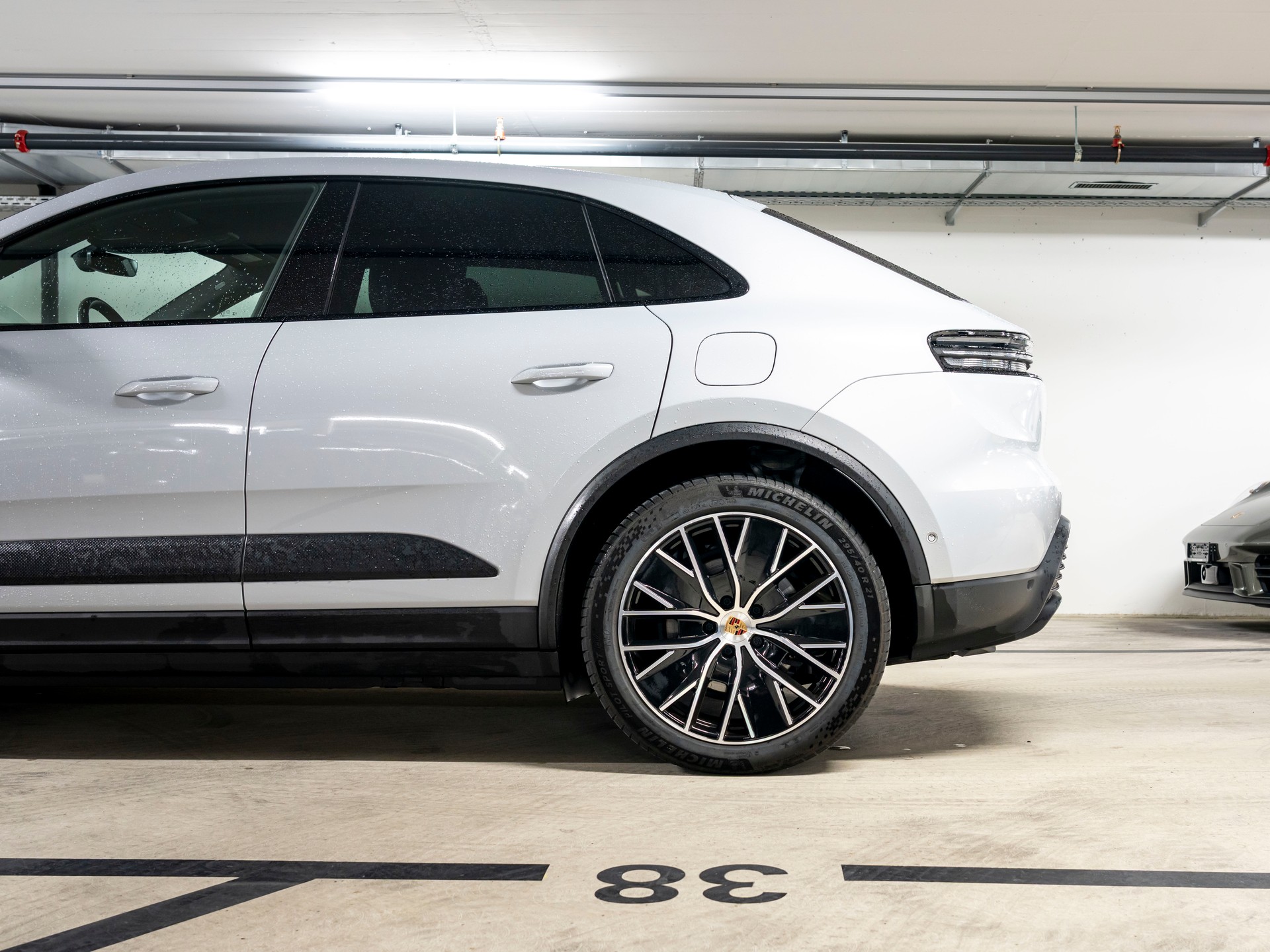 PORSCHE Macan 4 100kWh-image-6