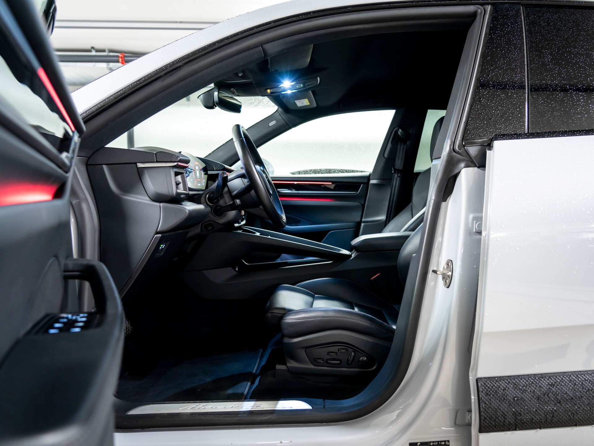 PORSCHE Macan 4 100kWh-image-13