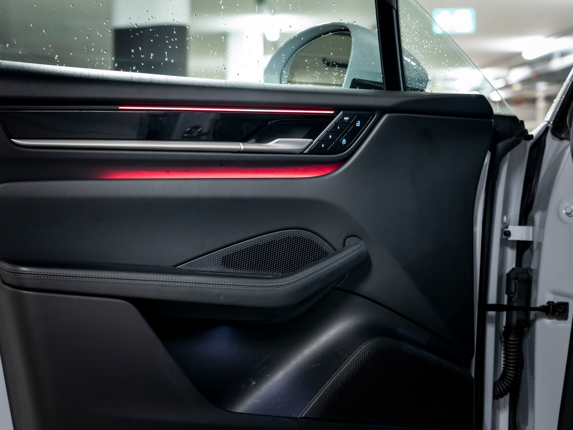 PORSCHE Macan 4 100kWh-image-20
