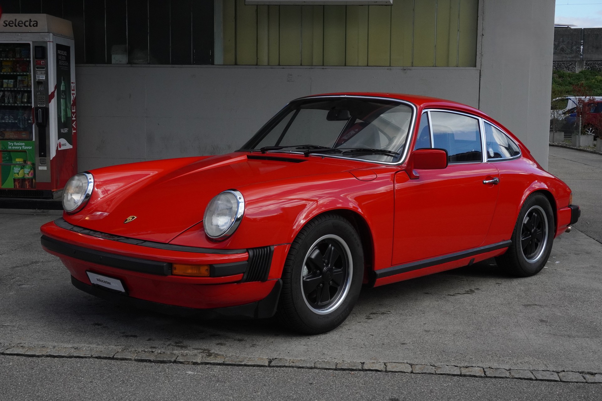 PORSCHE 911-image-1