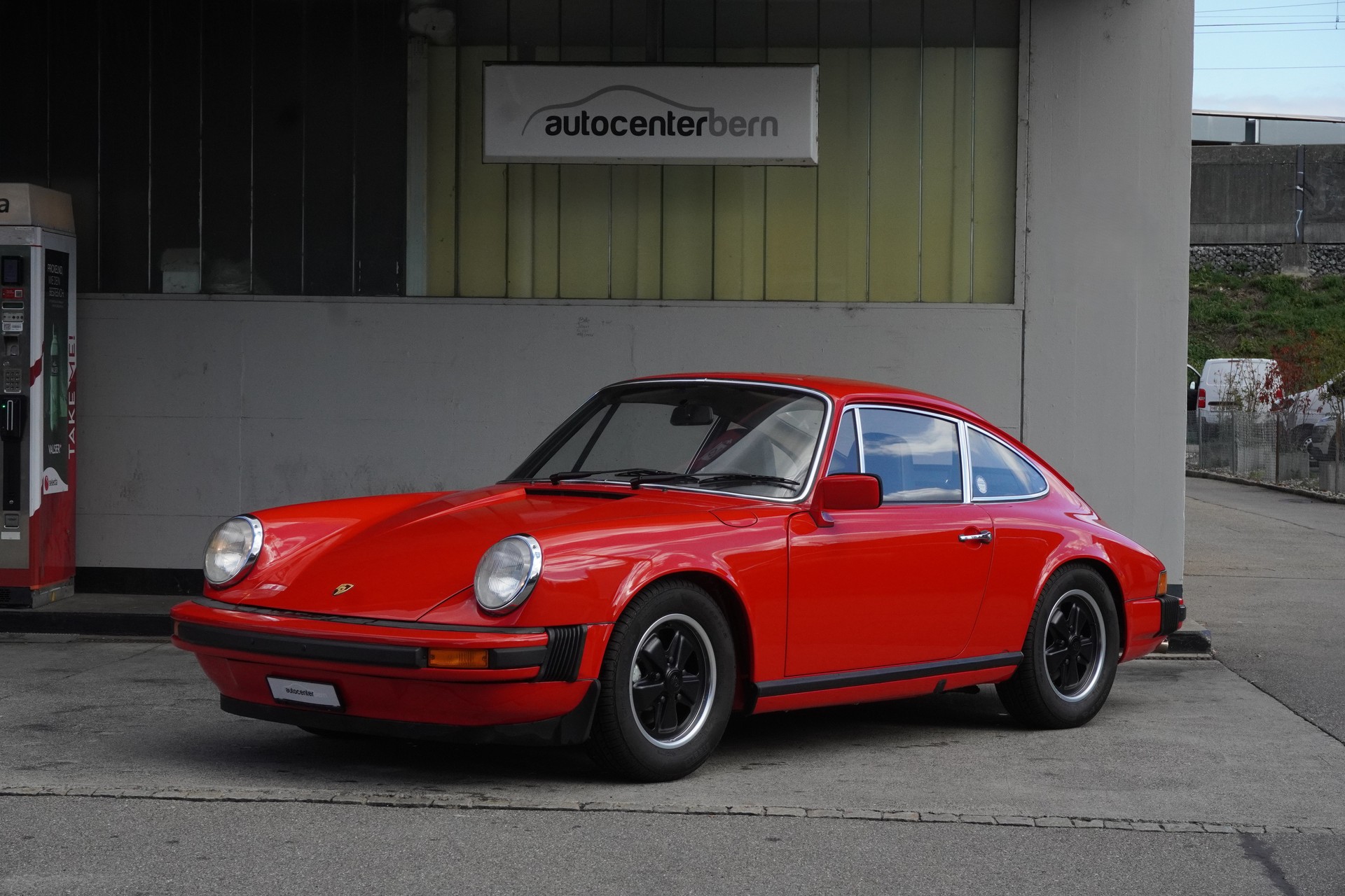 PORSCHE 911-image-0