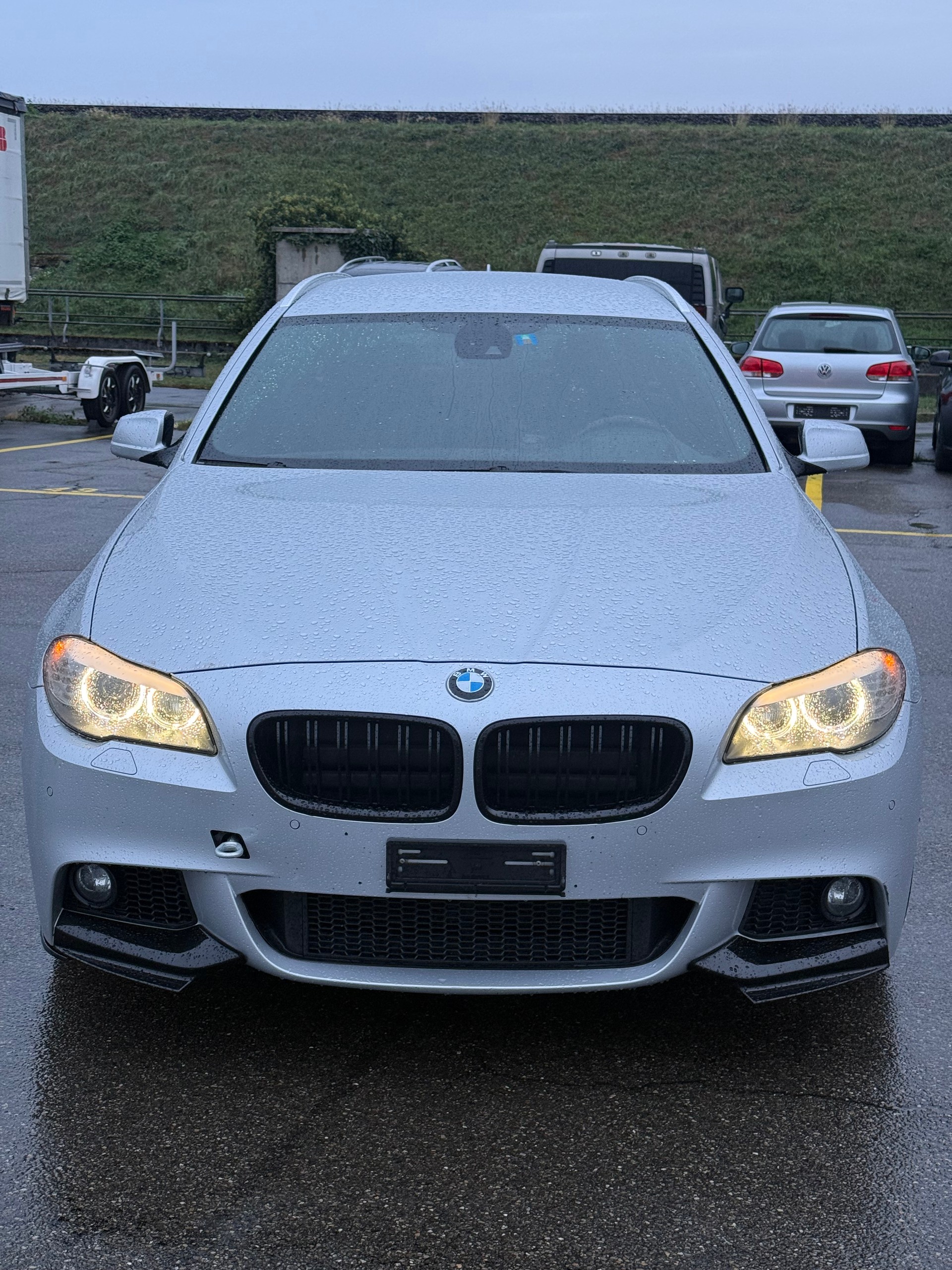 BMW 535d xDrive Touring Steptronic-image-1