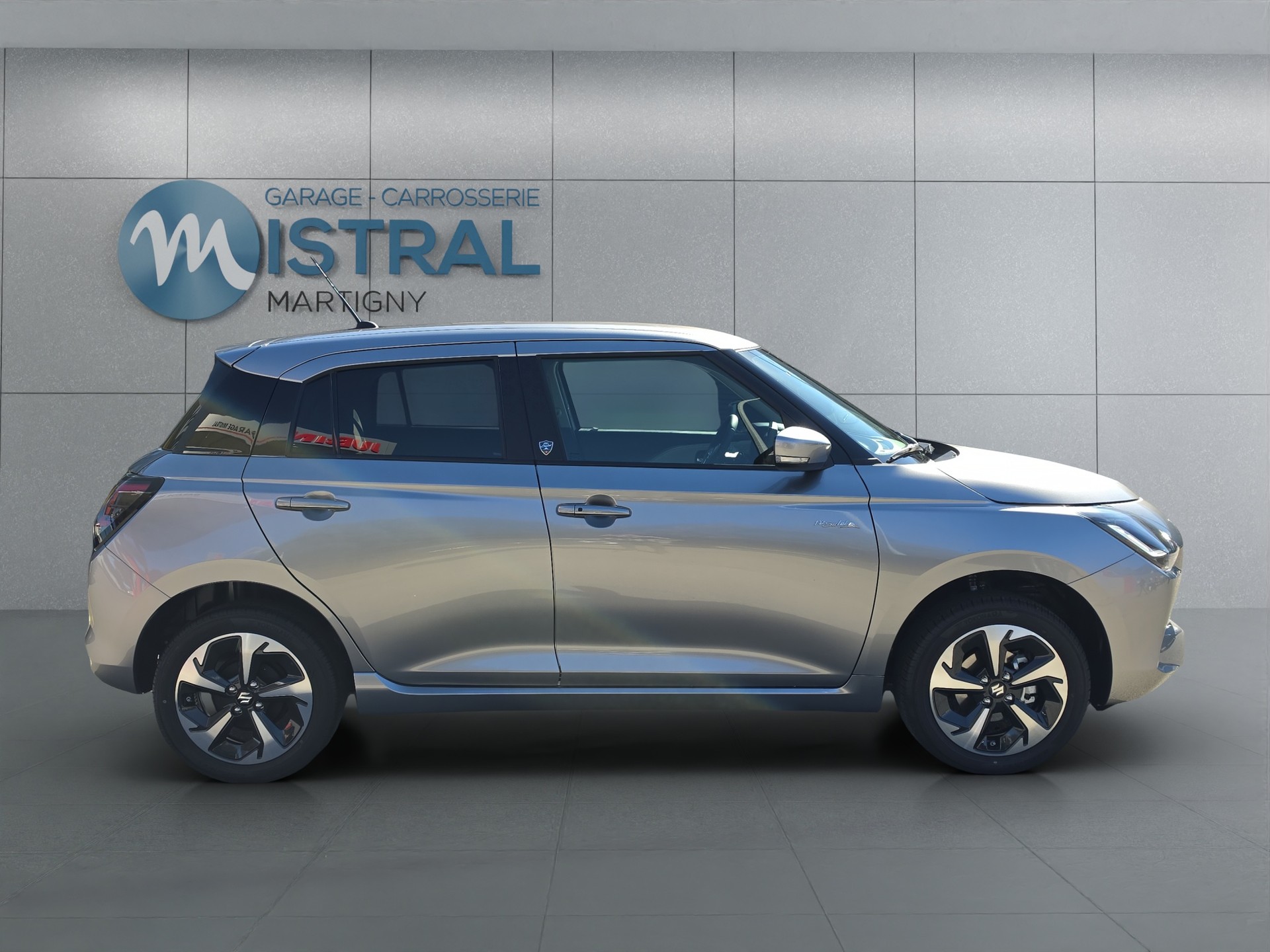 SUZUKI Swift 1.2 Piz Sulai Top Hybrid 4x4-image-5