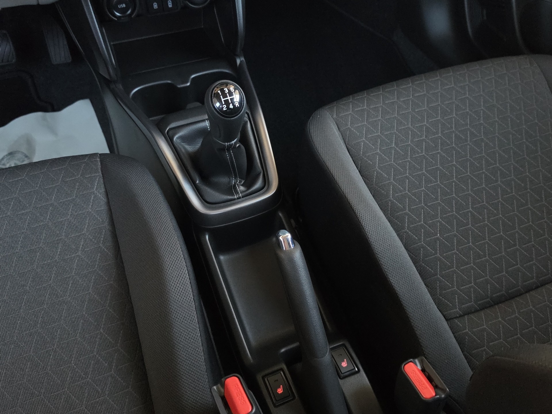 SUZUKI Swift 1.2 Piz Sulai Top Hybrid 4x4-image-13