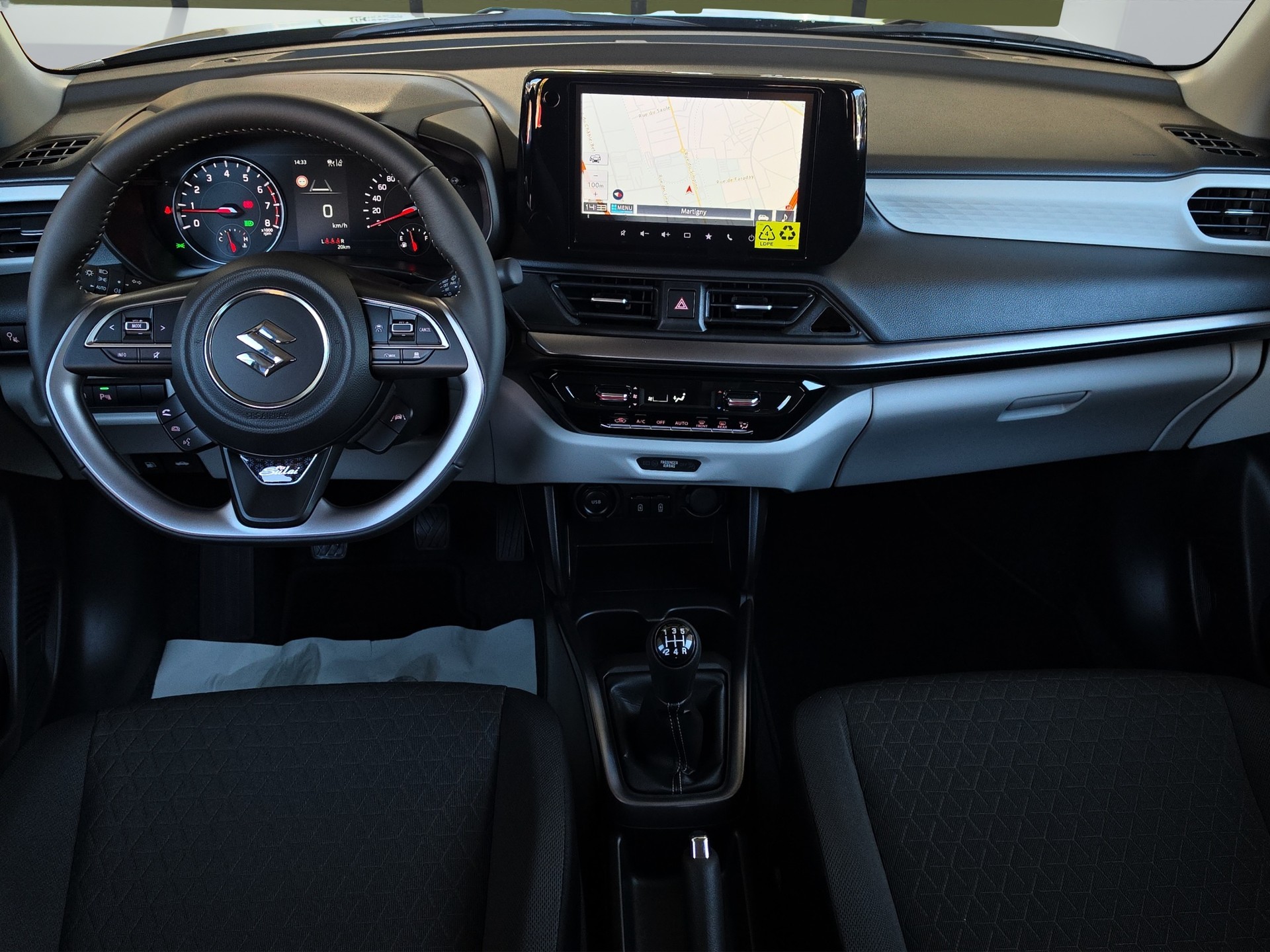 SUZUKI Swift 1.2 Piz Sulai Top Hybrid 4x4-image-15