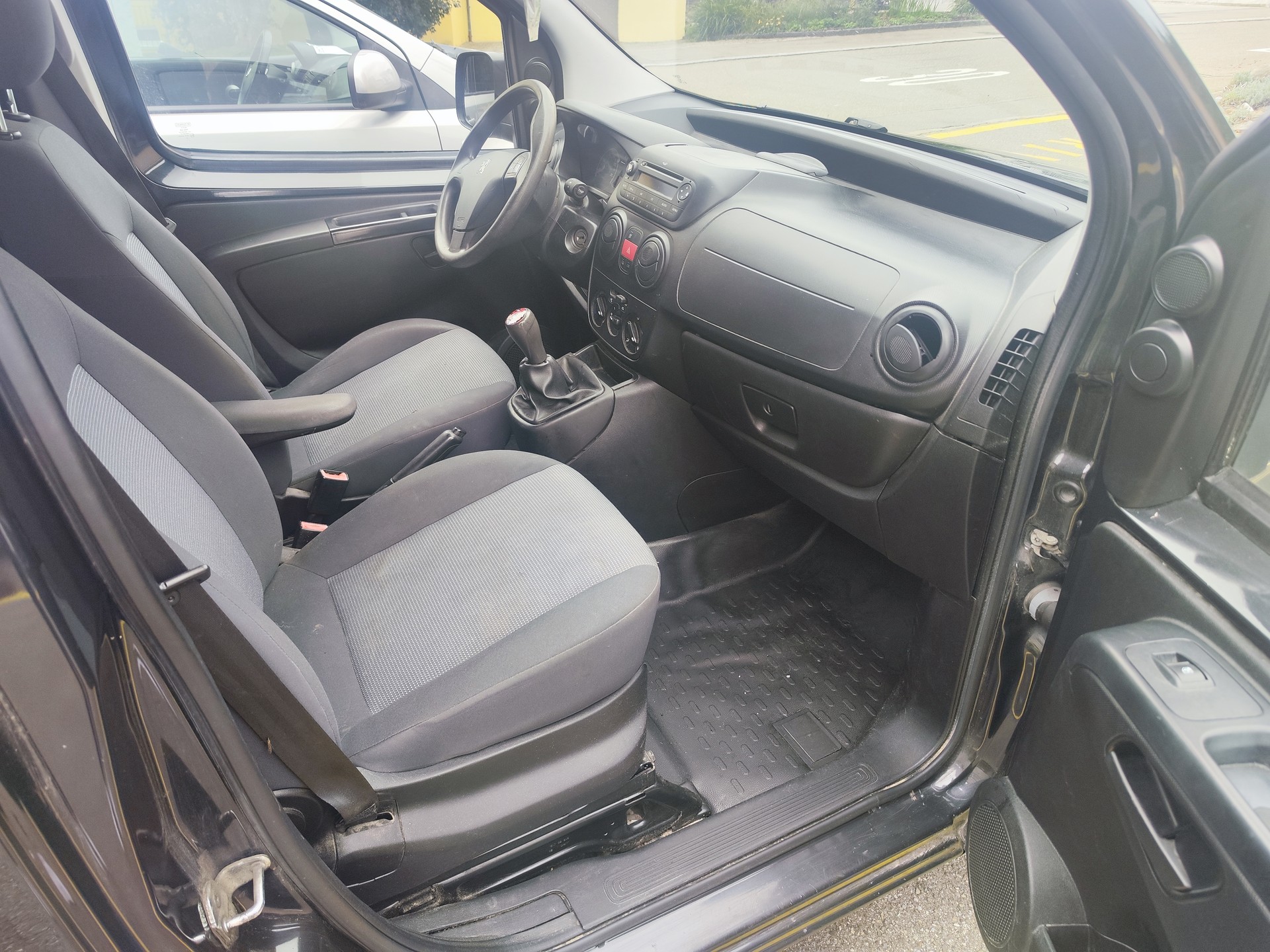 PEUGEOT Bipper 1.3 HDi-image-7