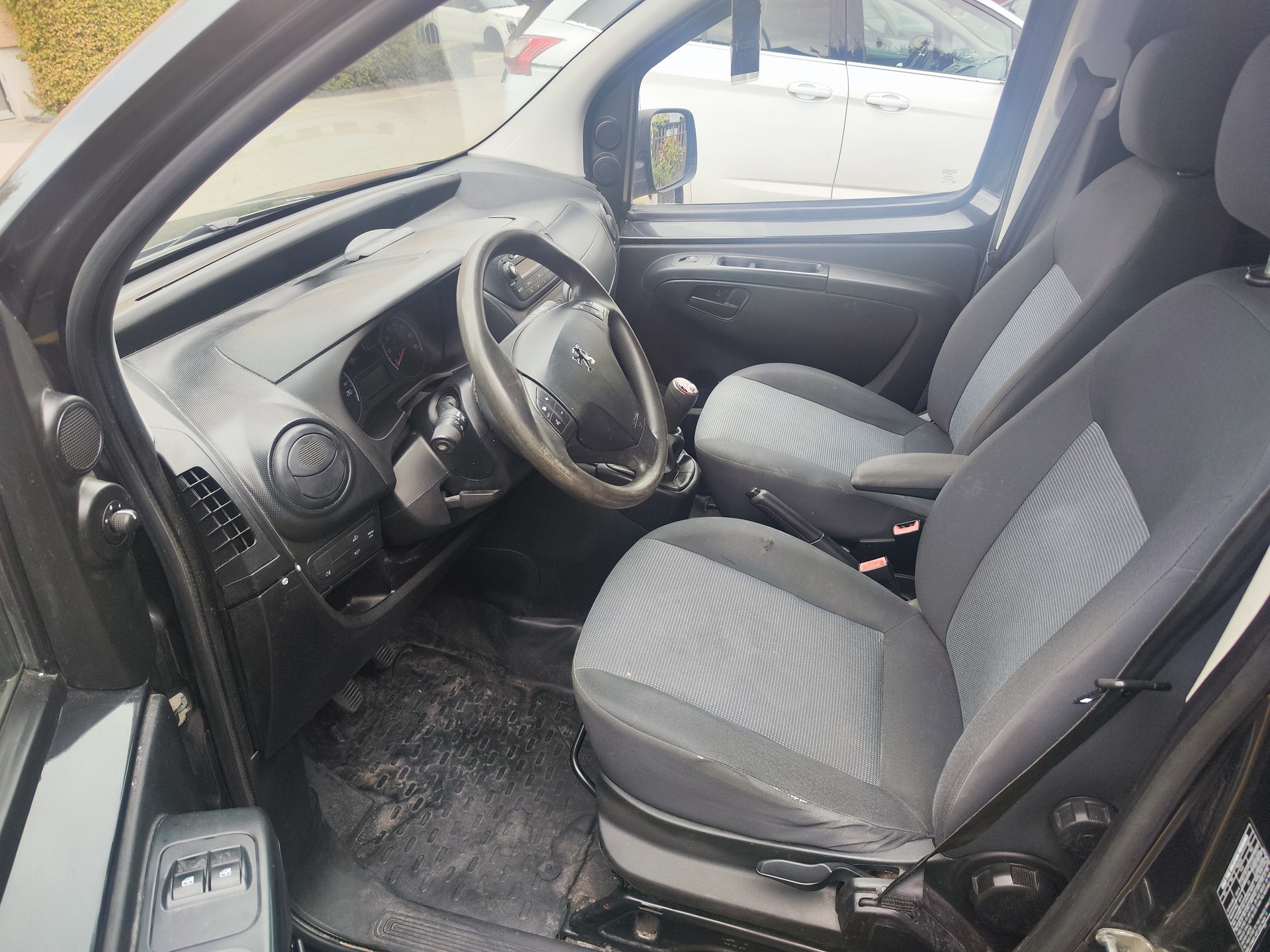 PEUGEOT Bipper 1.3 HDi-image-5