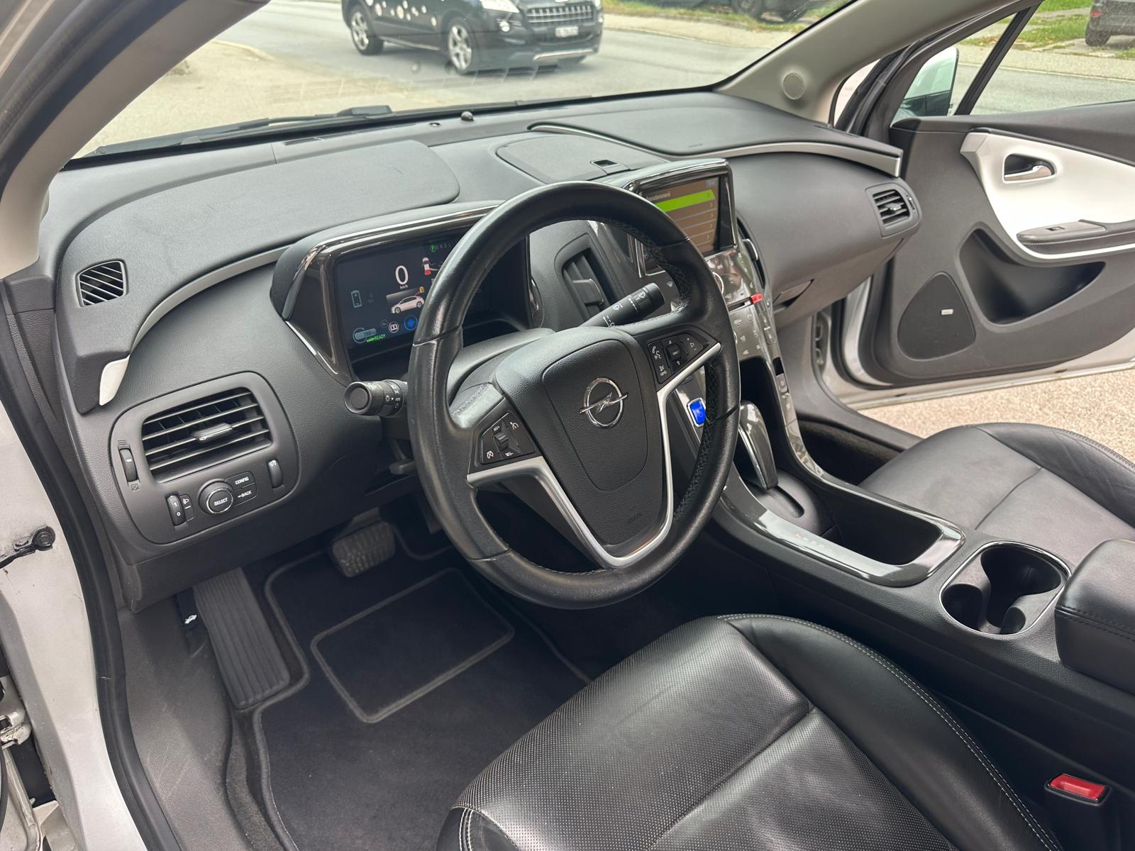 OPEL Ampera E-REV-image-8