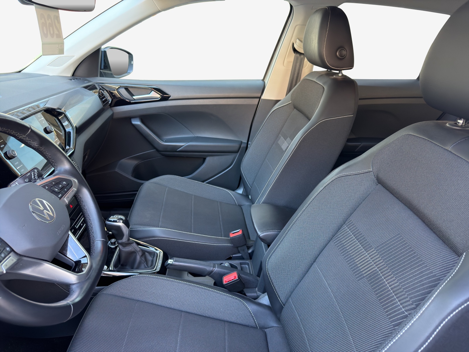 VW T-Cross 1.0 TSI Life Limited DSG-image-7