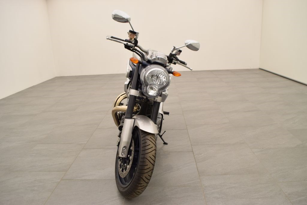YAMAHA MT-01-image-4