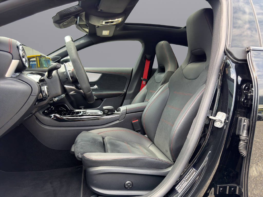 MERCEDES-BENZ CLA 45 S AMG 4m+ Shooting Brake-image-7