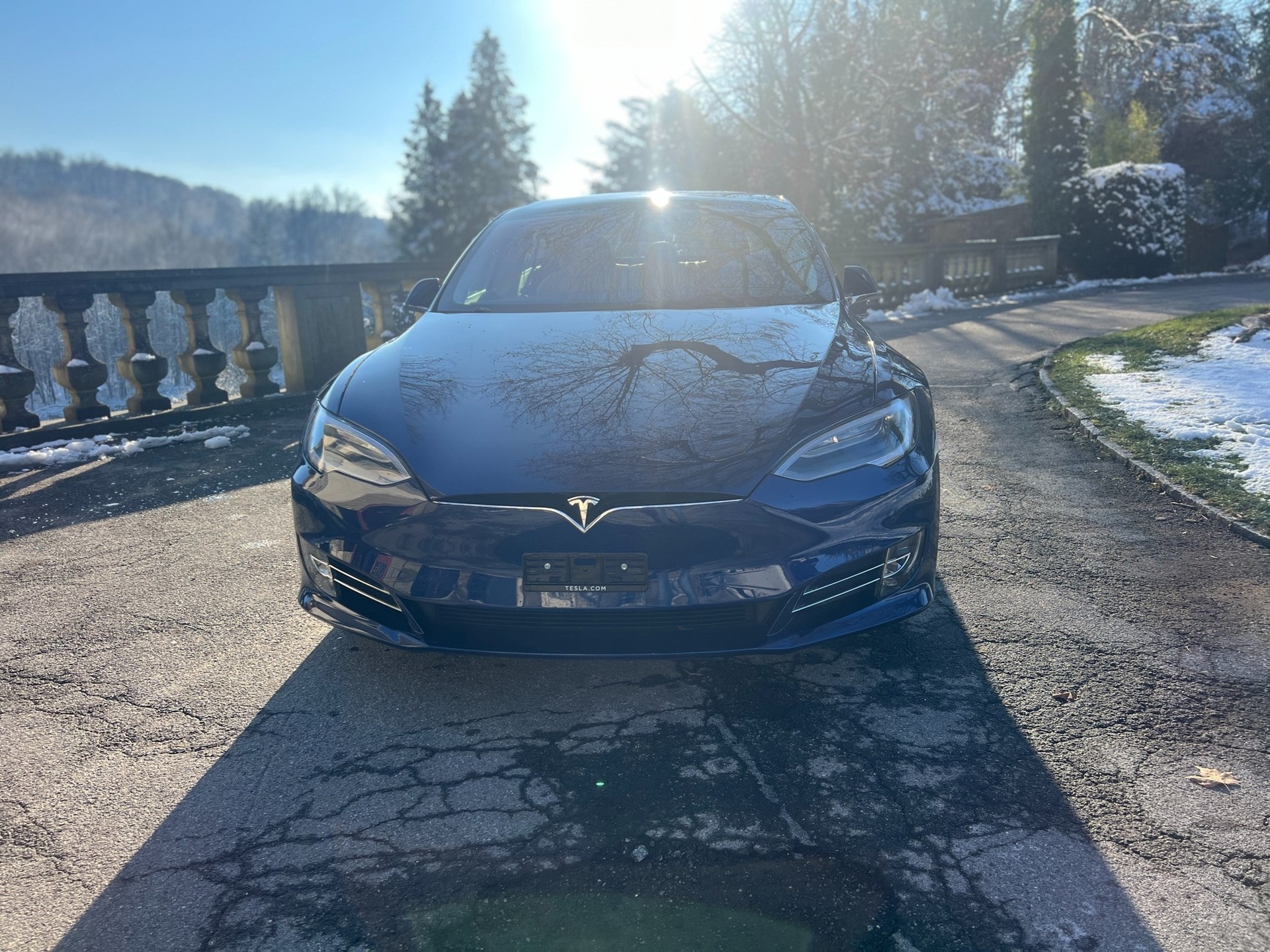 TESLA Model S 75 D-image-2