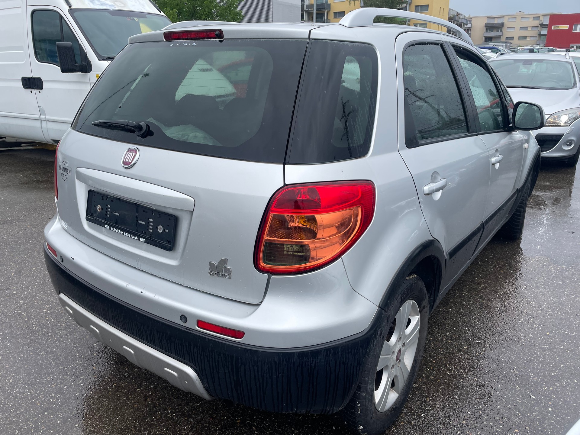 FIAT Sedici 1.9 JTD 4WD Dynamic-image-2