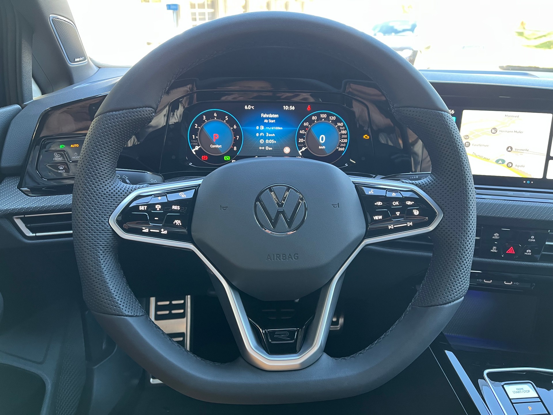 VW Golf 2.0 TSI R-Line DSG 4 Motion-image-12
