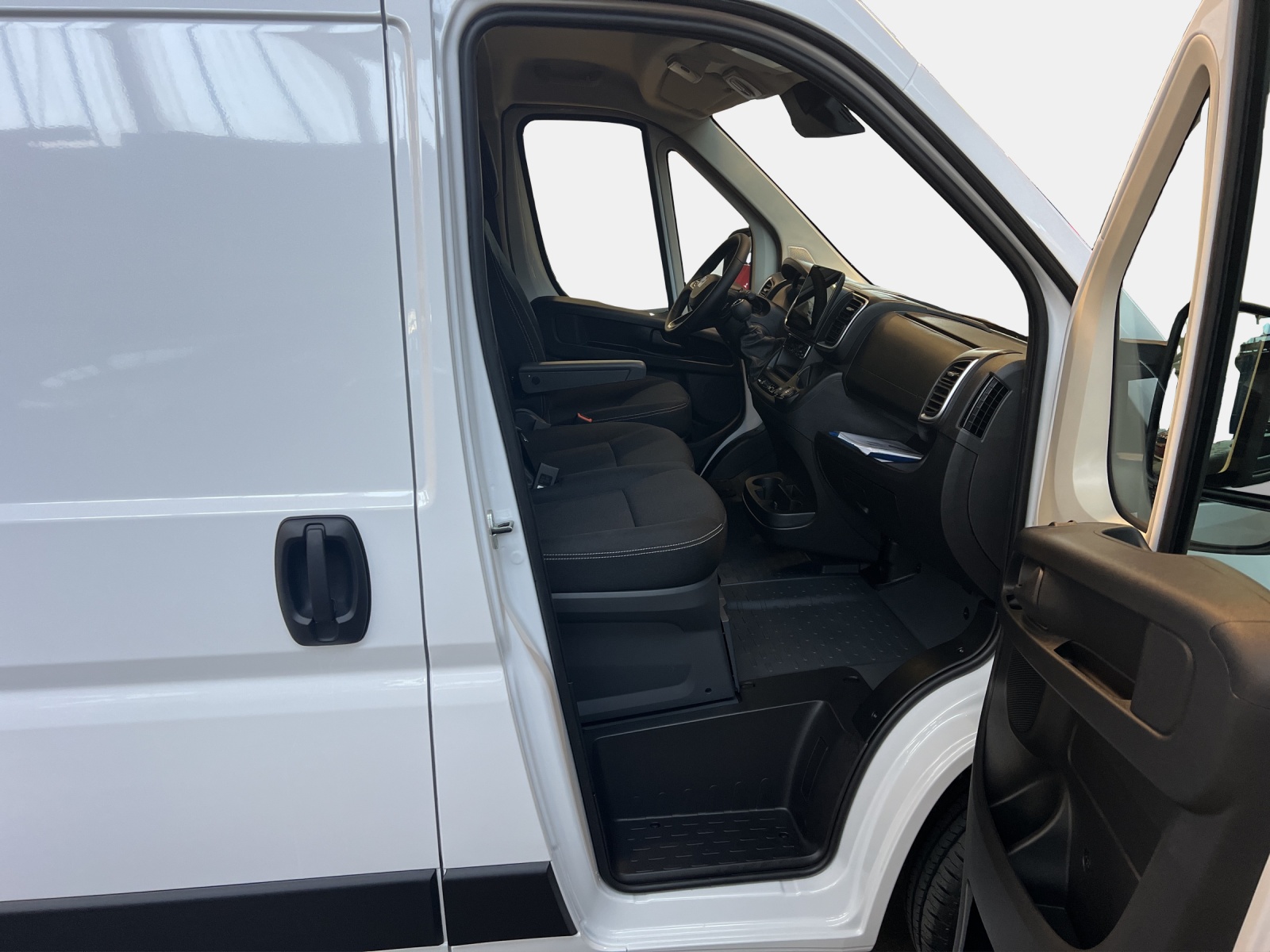FIAT Ducato Kaw 2.2D/140 290 35 3450 H2 L2-image-9