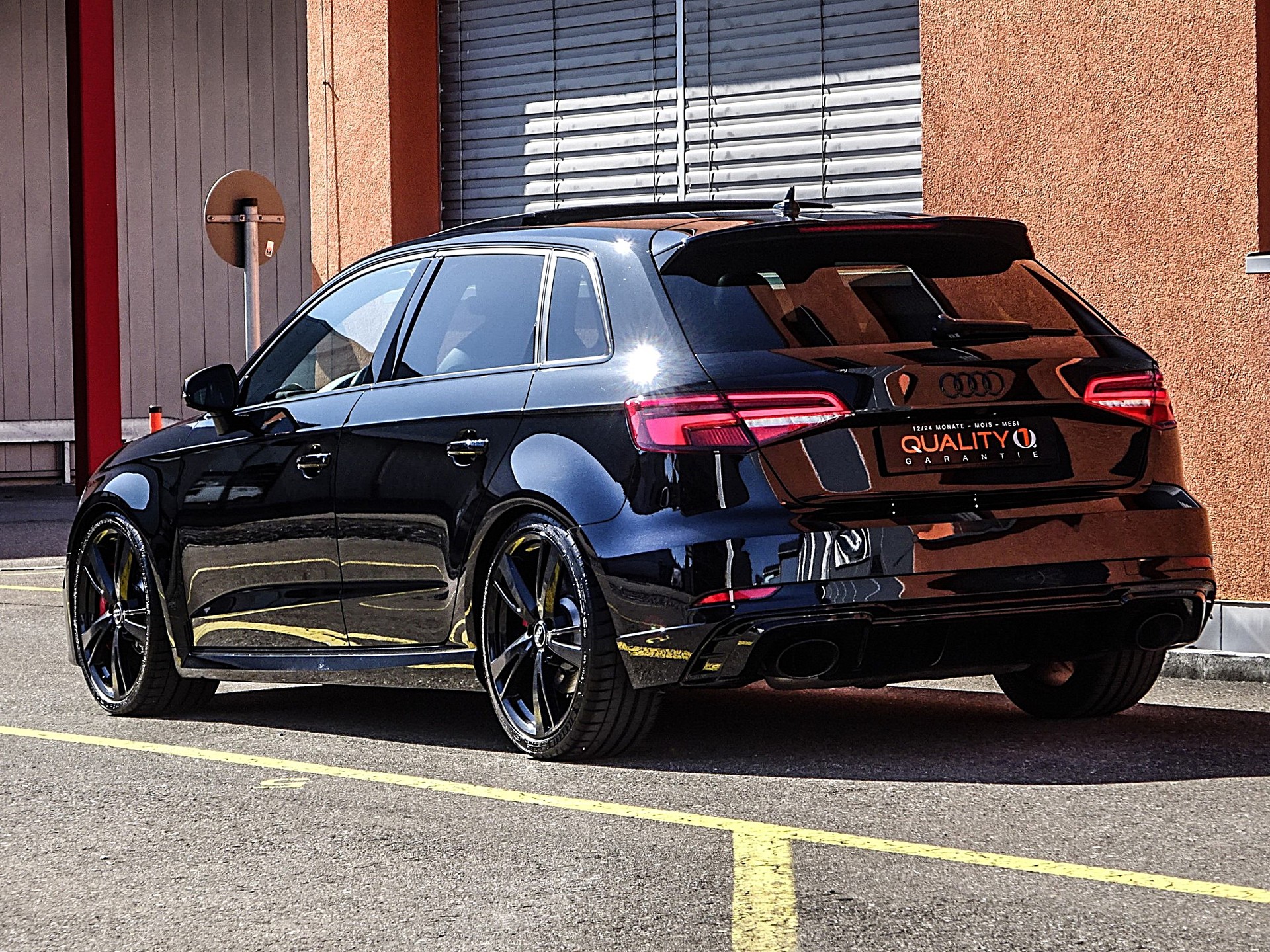 AUDI RS3 Sportback 2.5 TSI quattro S-tronic // CH-Fahrzeug // ABT Motorsport // ohne OPF....-image-3