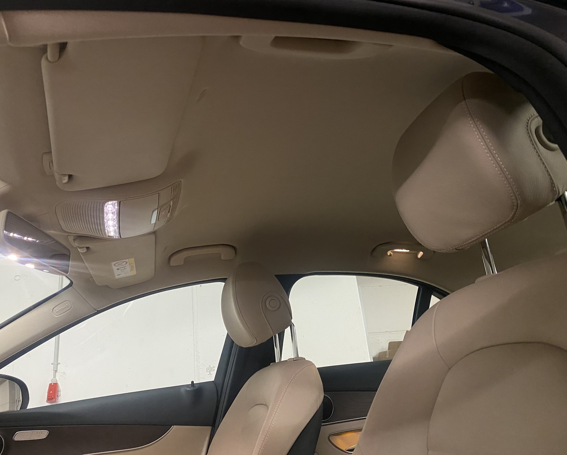 MERCEDES-BENZ C 200 4Matic Avantgarde 9G-Tronic-image-5