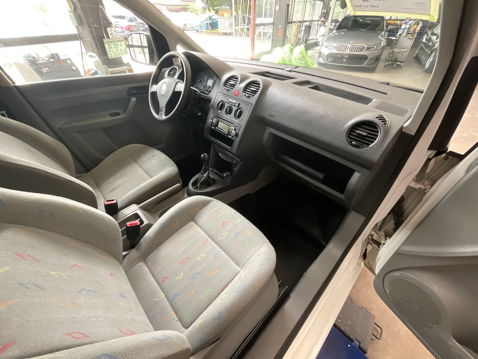 VW Caddy Maxi 1.9TDI-image-7