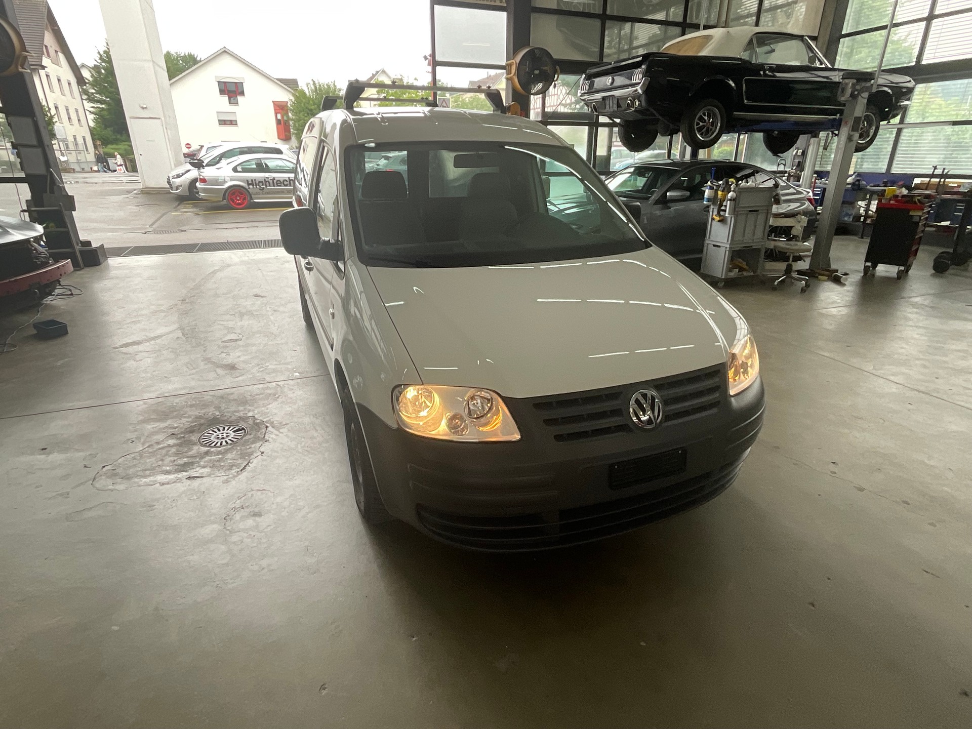 VW Caddy Maxi 1.9TDI-image-0