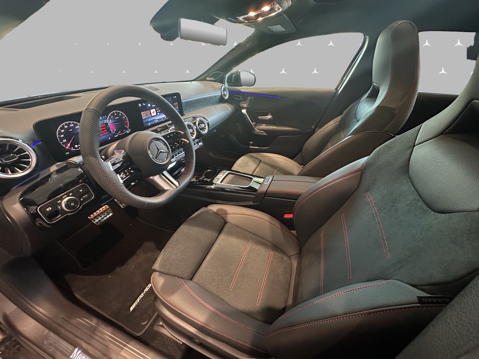 MERCEDES-BENZ A 200 Night Star 7G-DCT-image-8