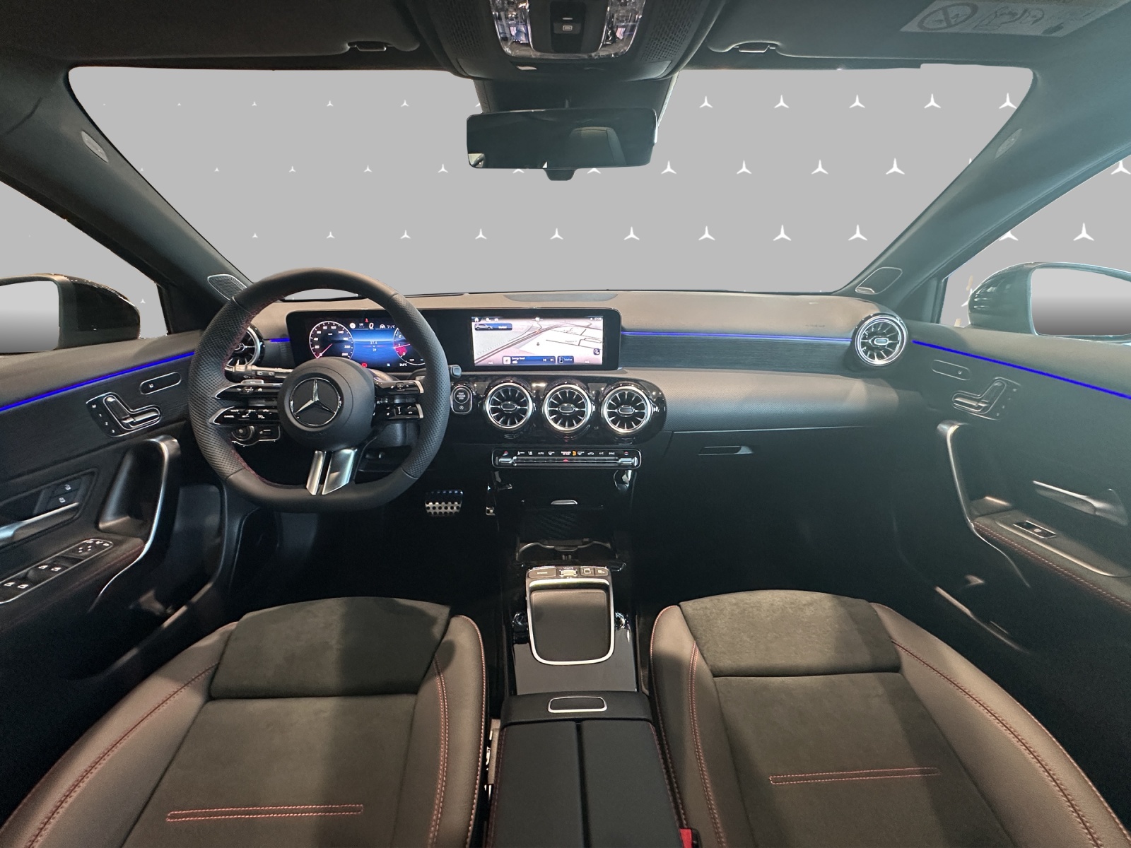 MERCEDES-BENZ A 200 Night Star 7G-DCT-image-13