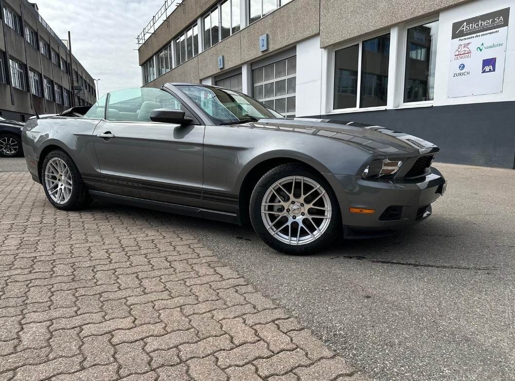 FORD MUSTANG-image-3