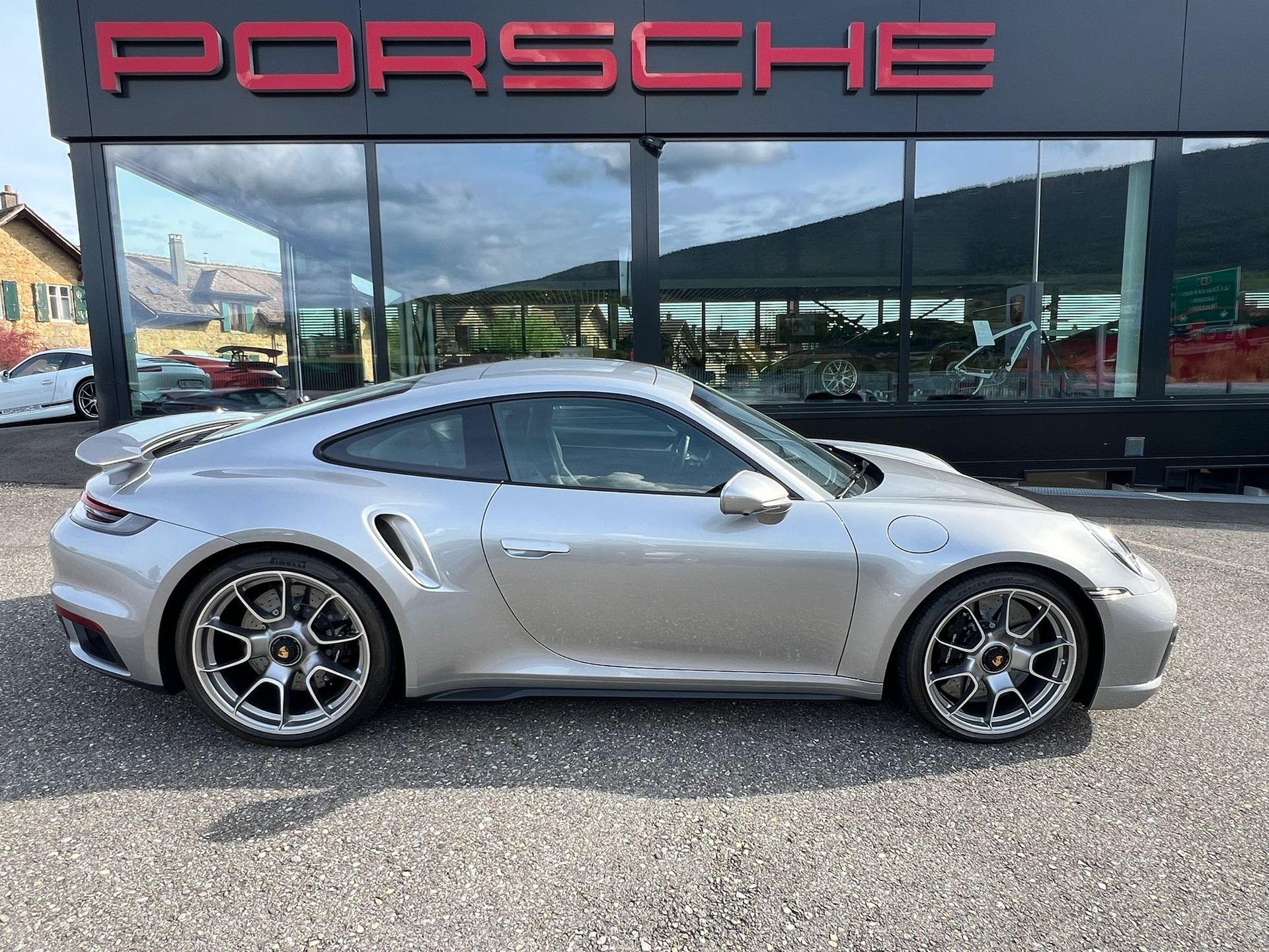 PORSCHE 911 Turbo S PDK-image-0