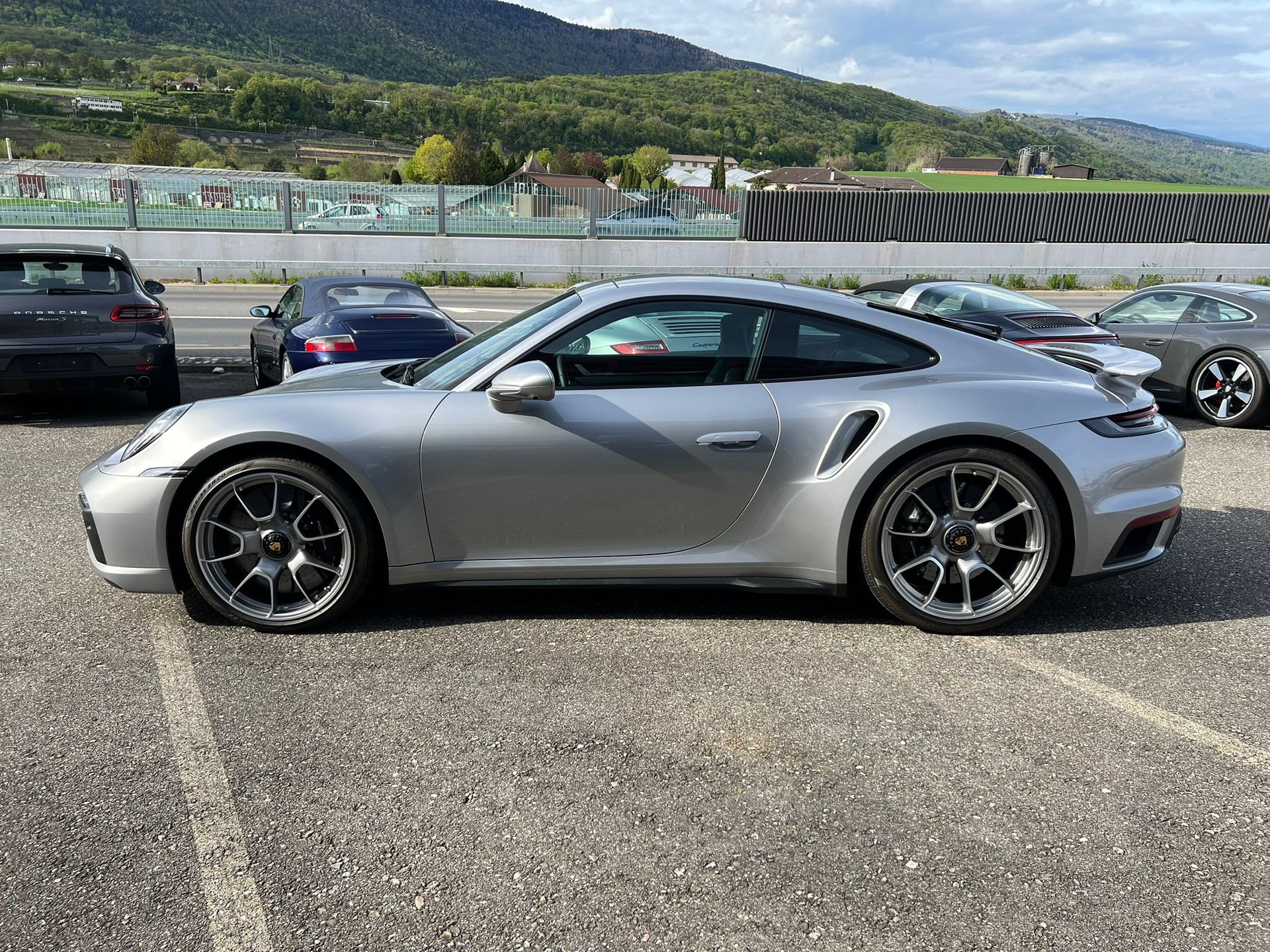 PORSCHE 911 Turbo S PDK-image-4