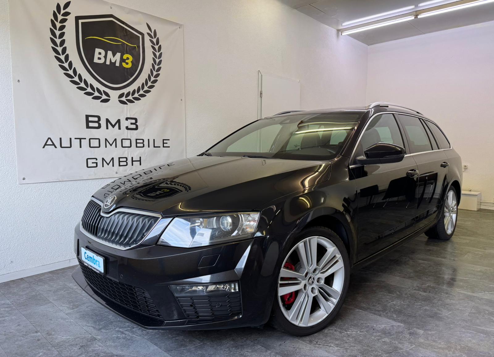 SKODA Octavia Combi 2.0 TSI RS DSG