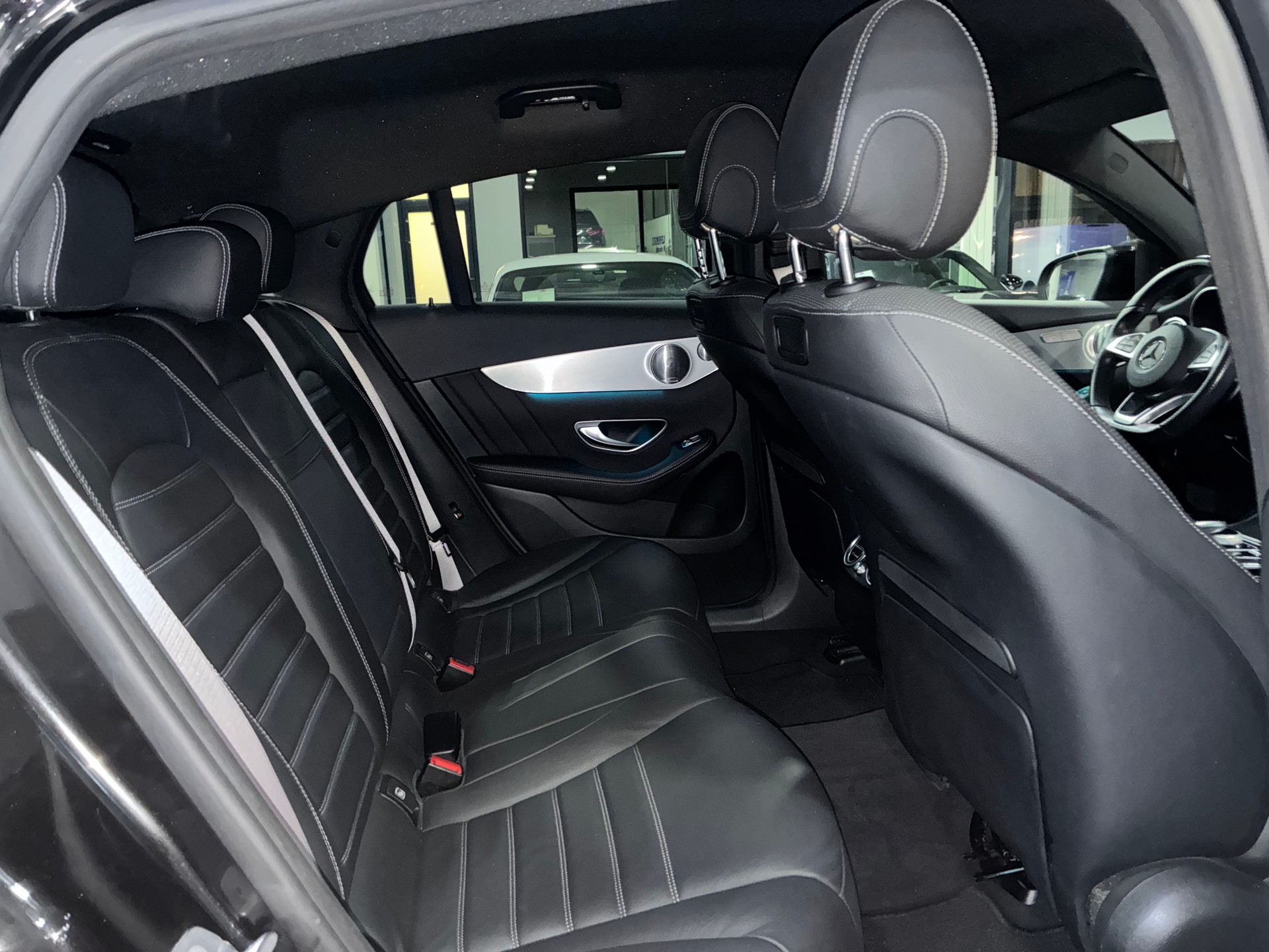 MERCEDES-BENZ GLC Coupé 350 d AMG Line 4Matic 9G-Tronic-image-12