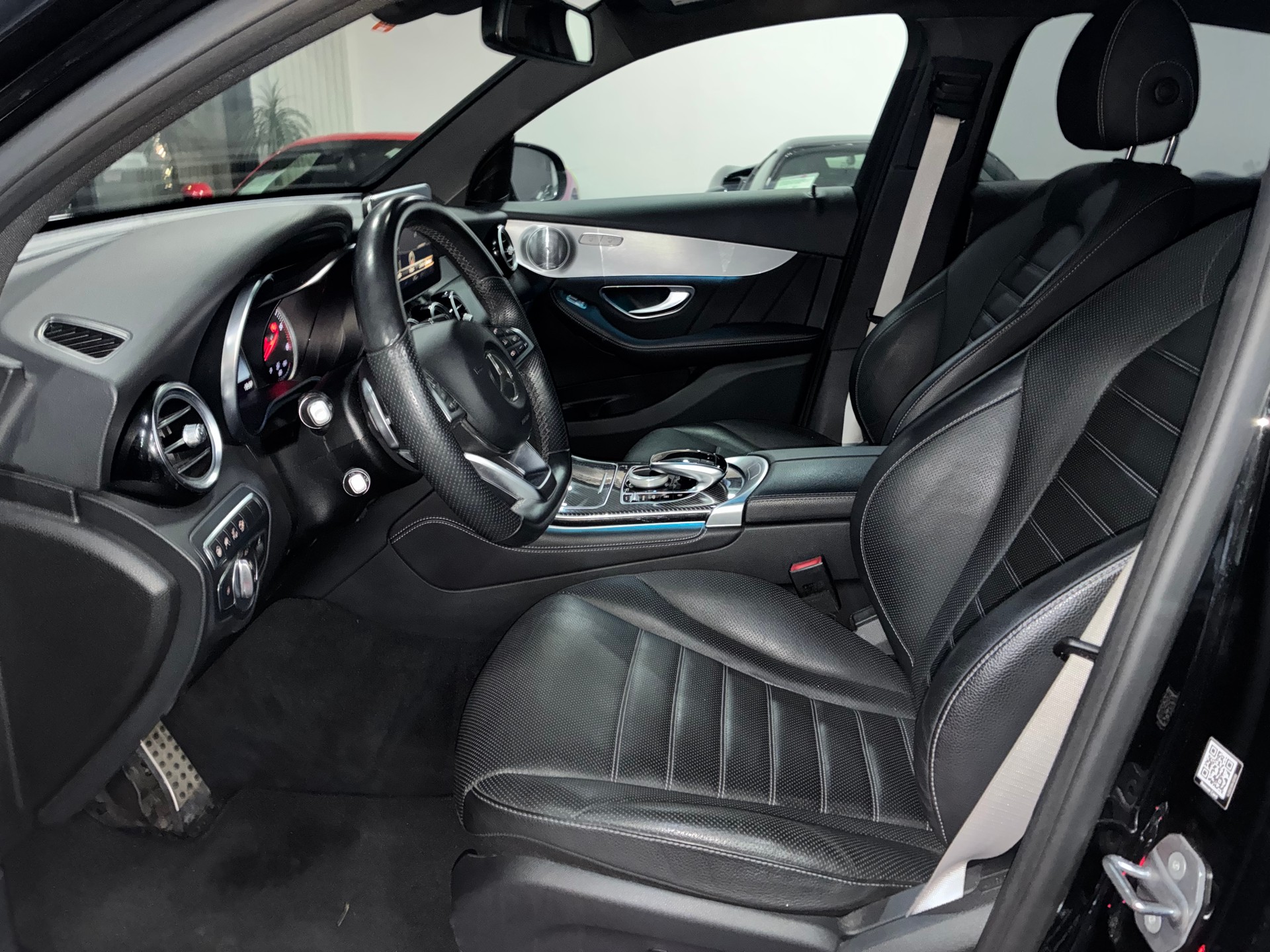 MERCEDES-BENZ GLC Coupé 350 d AMG Line 4Matic 9G-Tronic-image-9