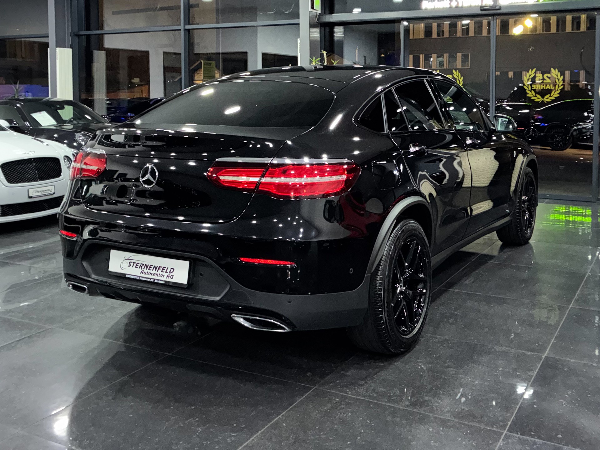 MERCEDES-BENZ GLC Coupé 350 d AMG Line 4Matic 9G-Tronic-image-4