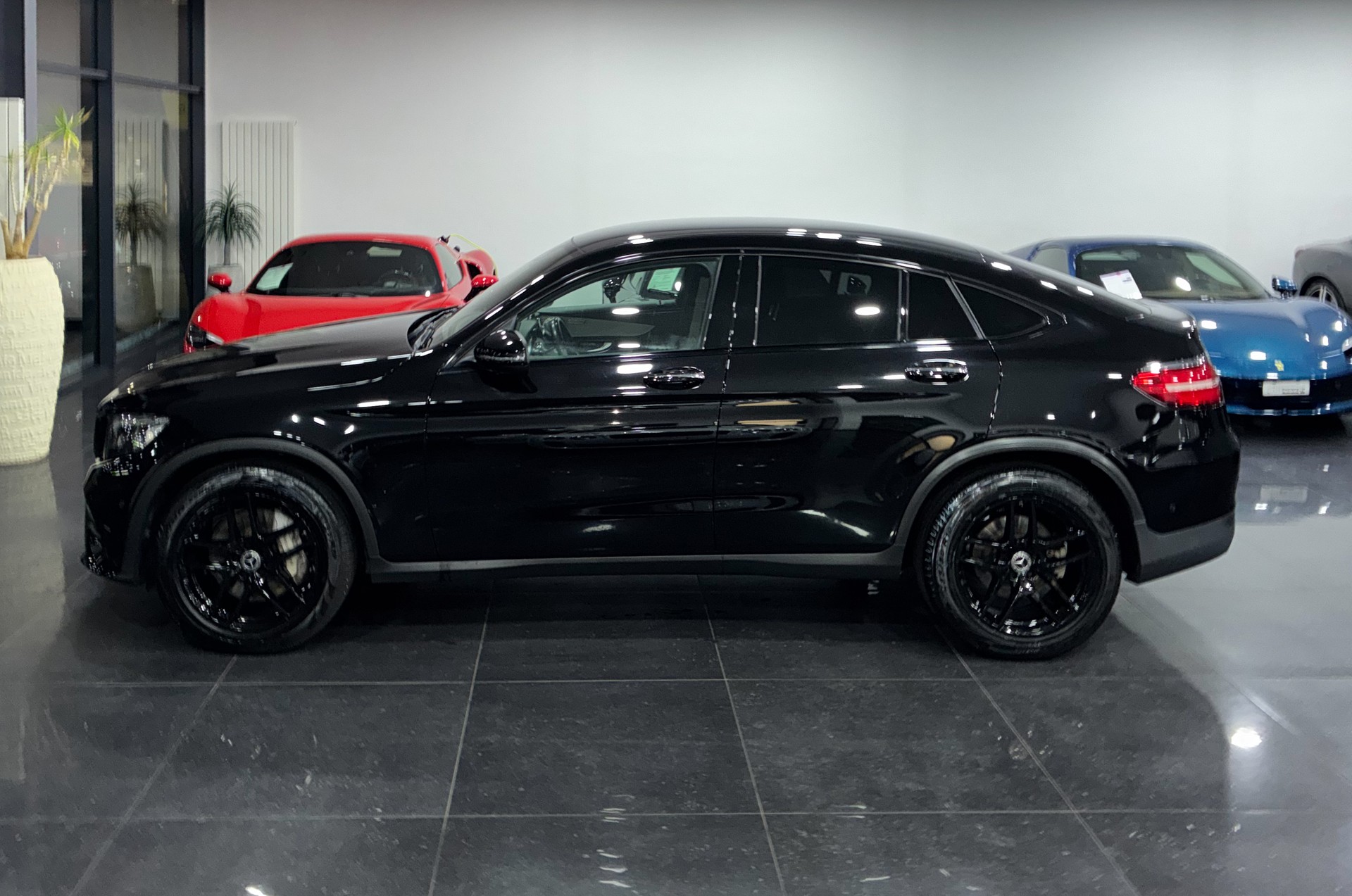 MERCEDES-BENZ GLC Coupé 350 d AMG Line 4Matic 9G-Tronic-image-3