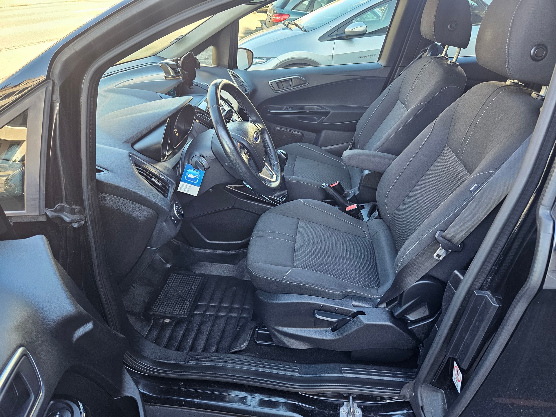 FORD B-Max 1.0 SCTi TitaniumX-image-8