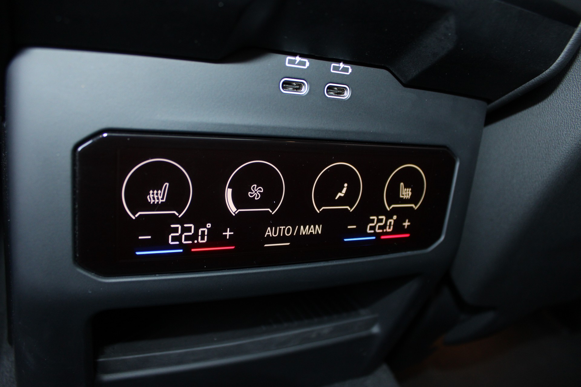 BMW 520d xDrive Touring M Sport-image-14