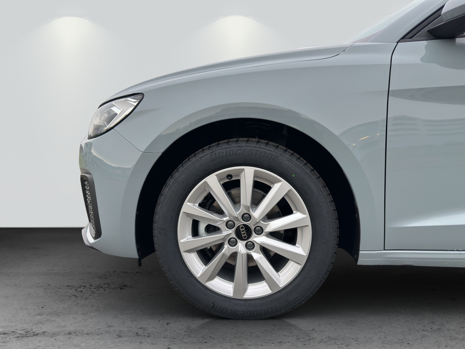 AUDI A1 Sportback 30 TFSI Attraction S-tronic-image-10