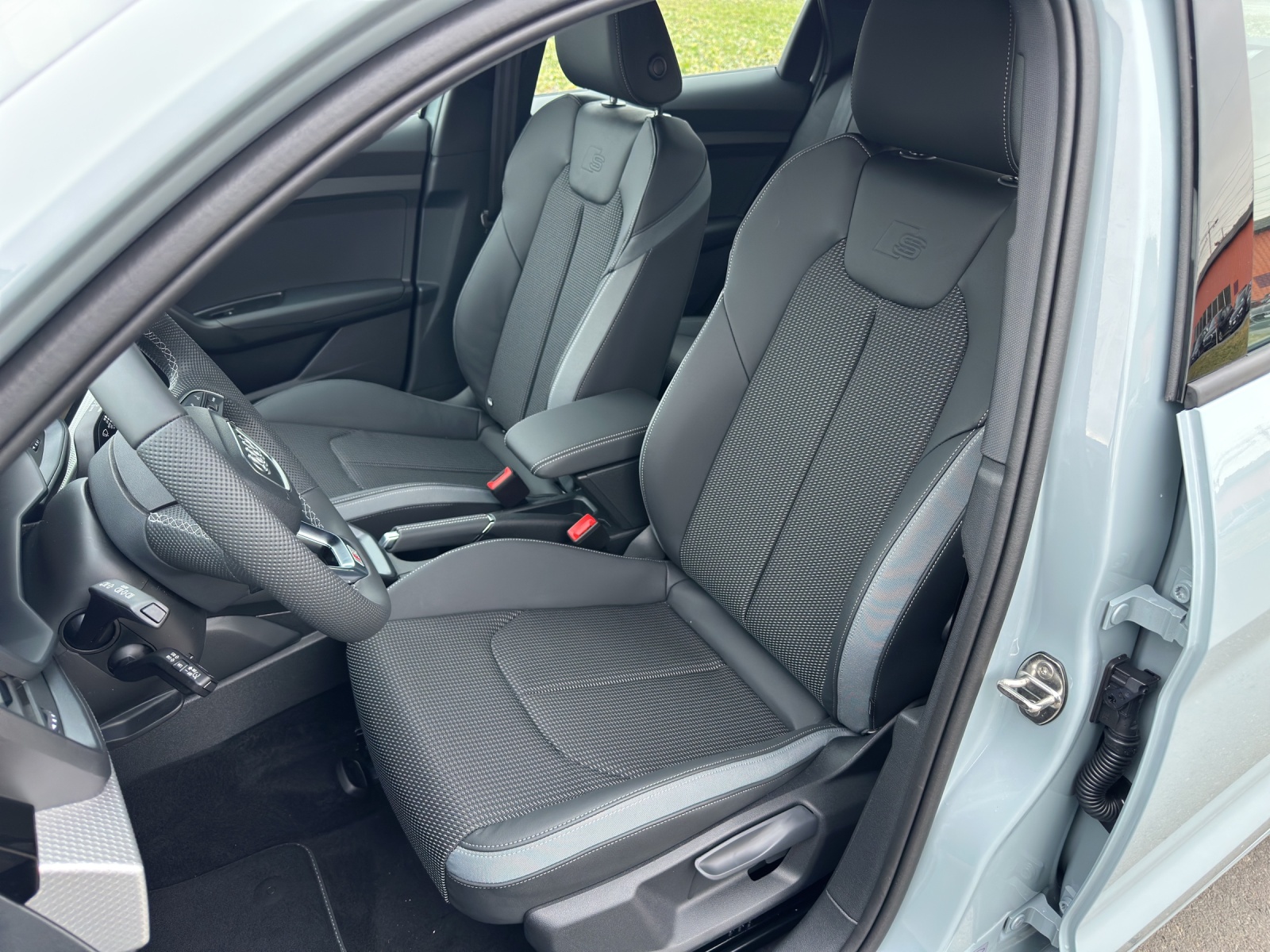 AUDI A1 Sportback 30 TFSI Attraction S-tronic-image-11