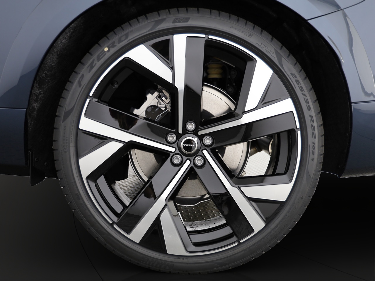 VOLVO XC60 2.0 T6 TE Black Edition eAWD-image-4
