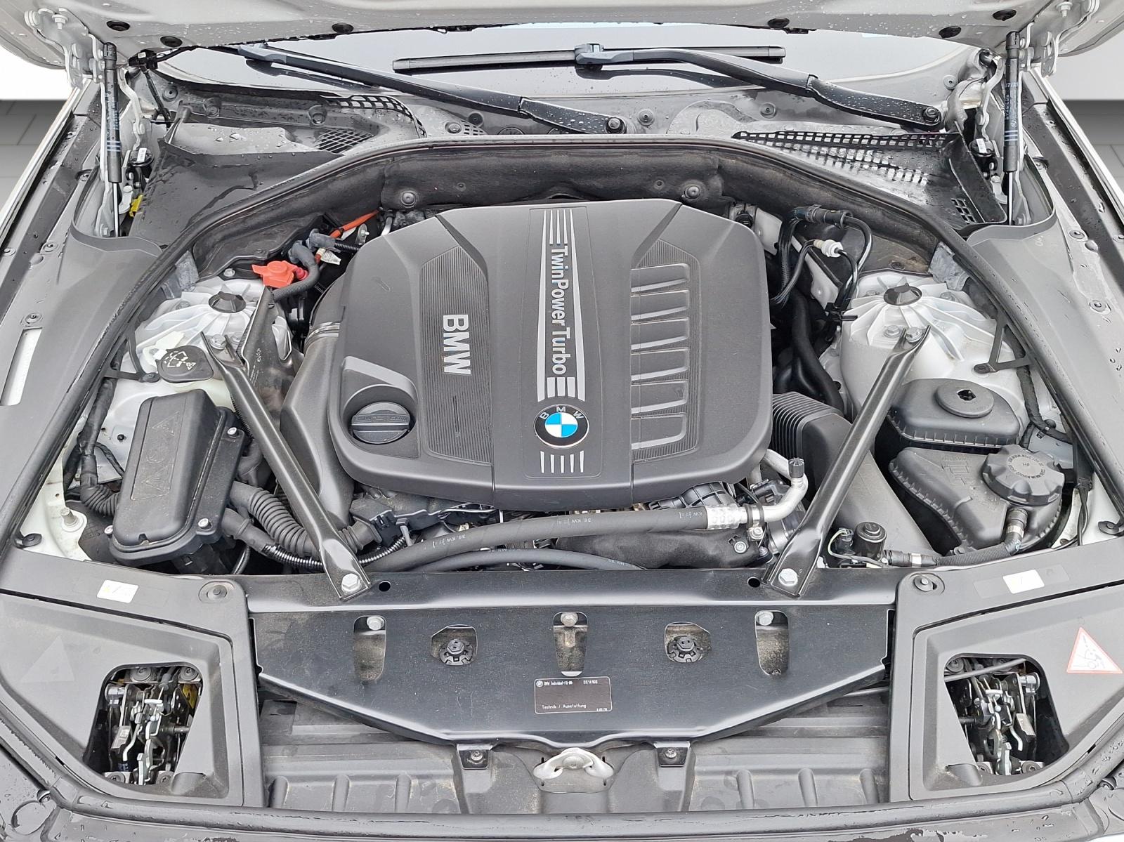 BMW 535d Touring-image-14